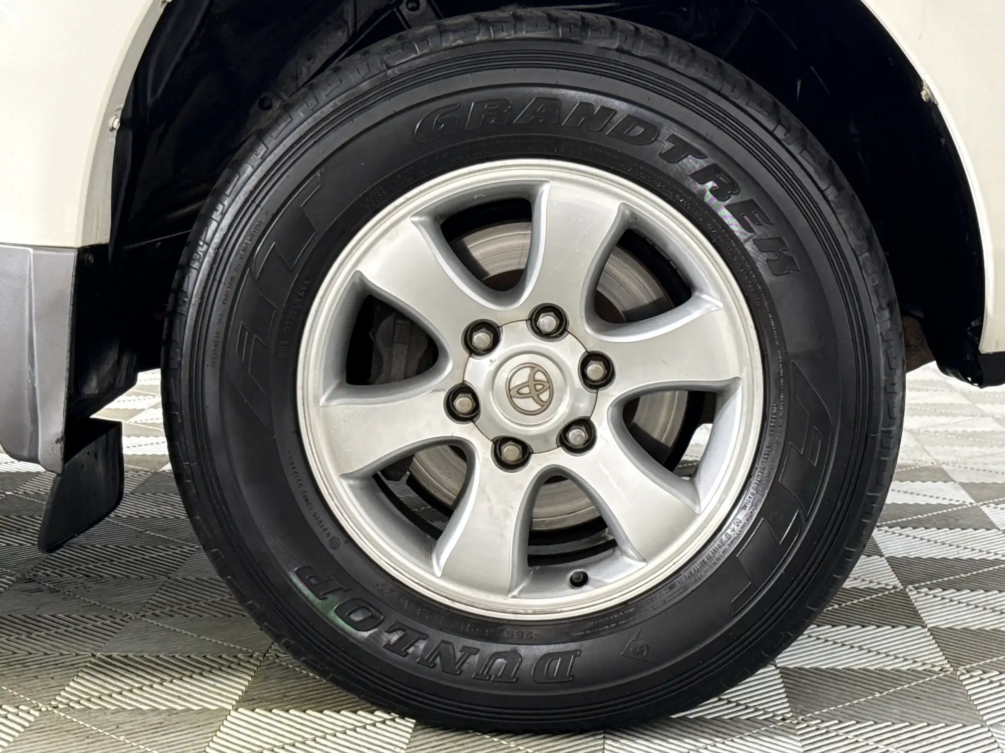 Toyota Prado