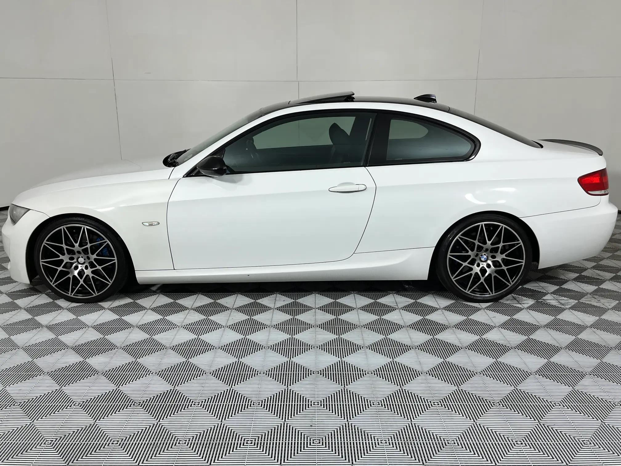 BMW 335i (E92) Coupe Sport Auto for sale R 139 900 Carfind.co.za