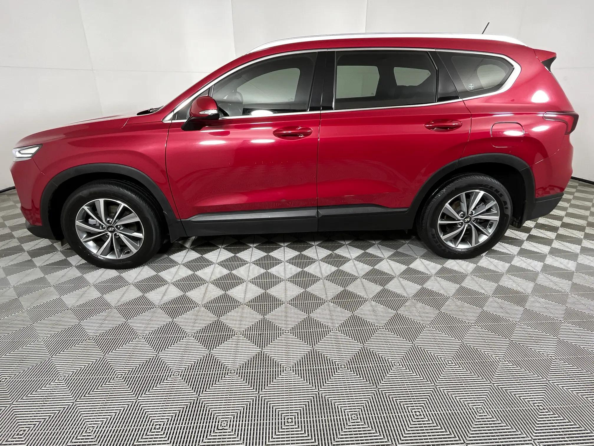 Hyundai SanteFe R2.2 Premium Auto 7 Seater for sale R 383 900