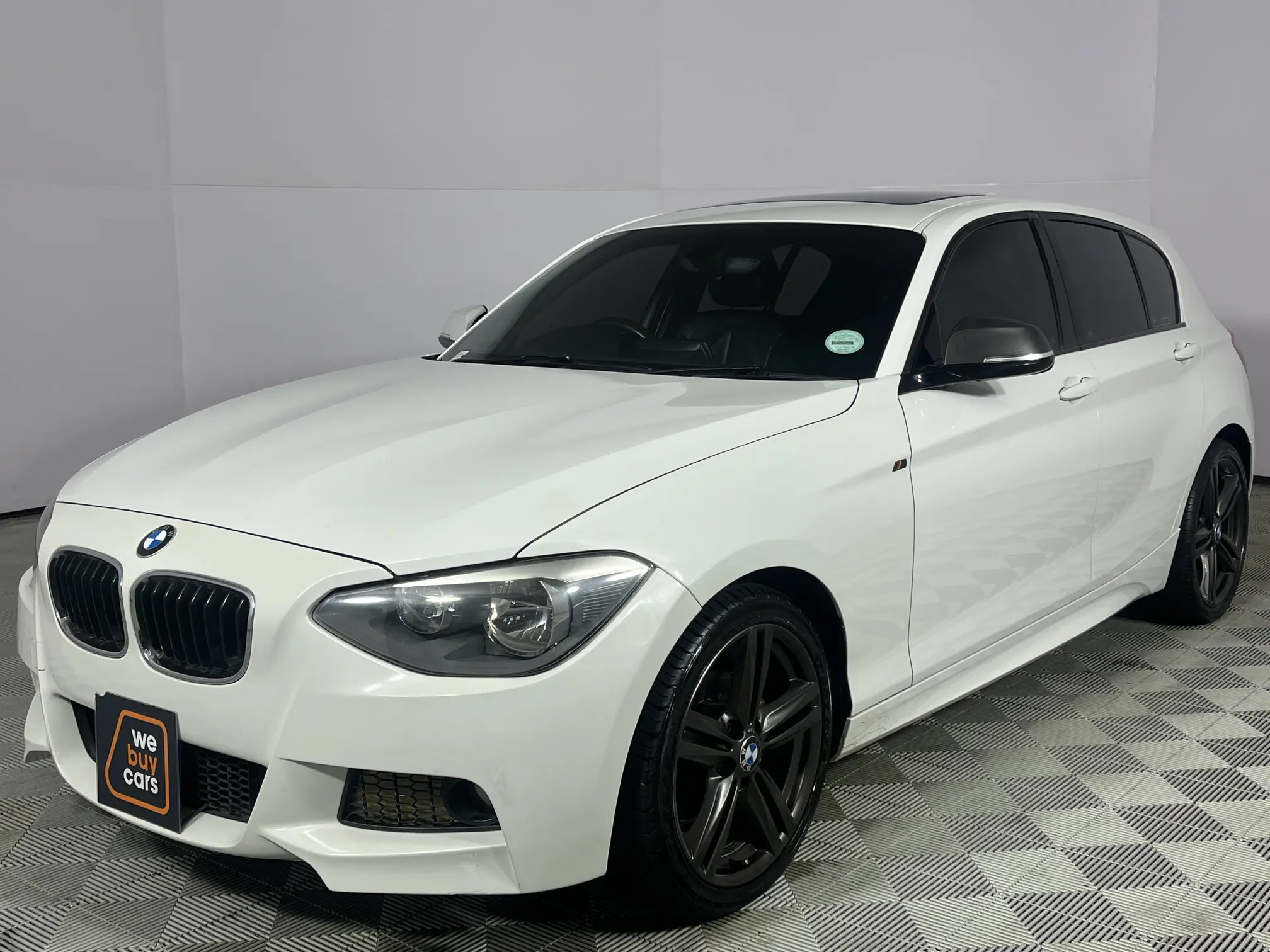 2013 BMW 1 Series 116i 5-Door (F20)