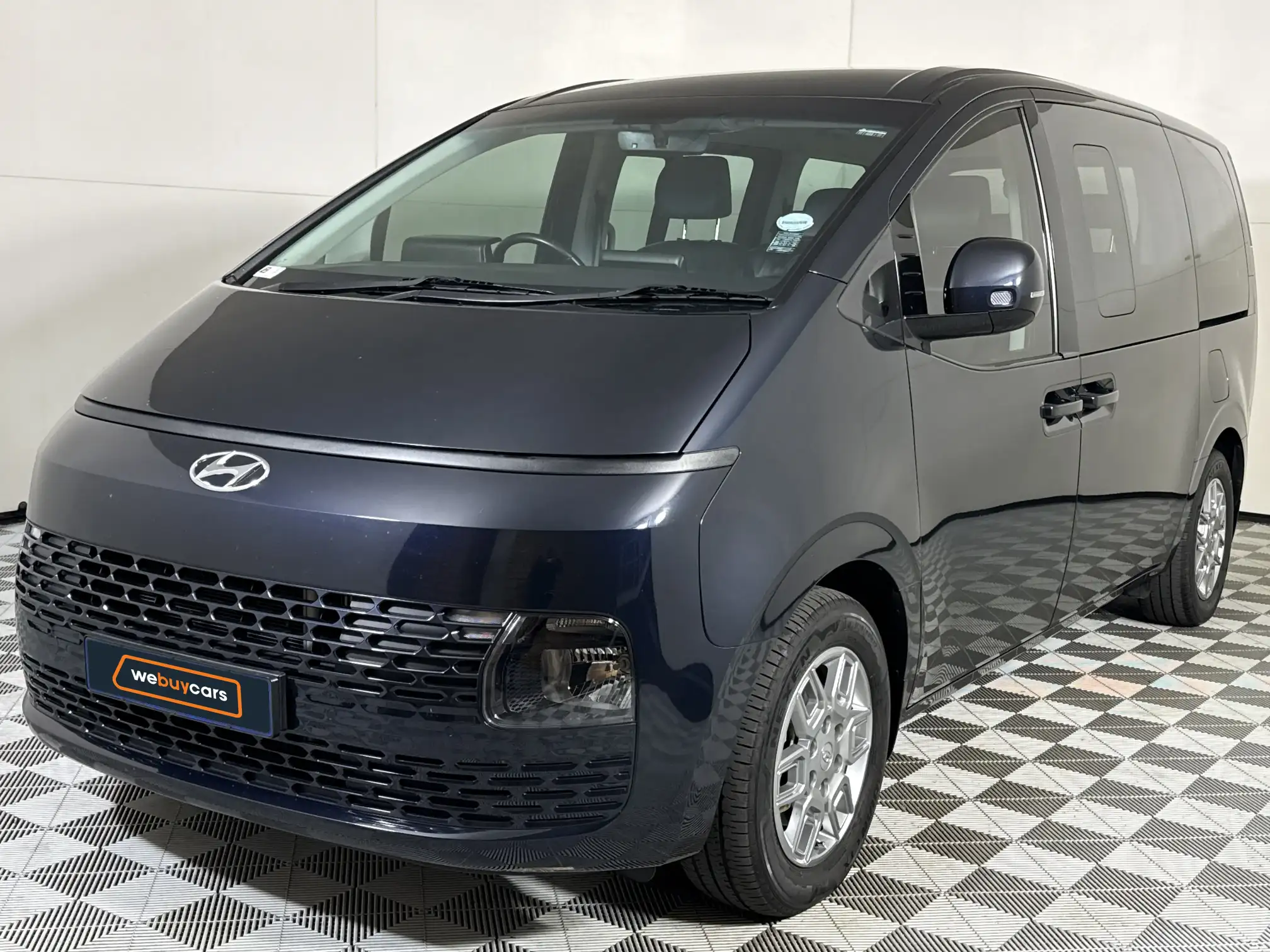 2023 Hyundai Staria