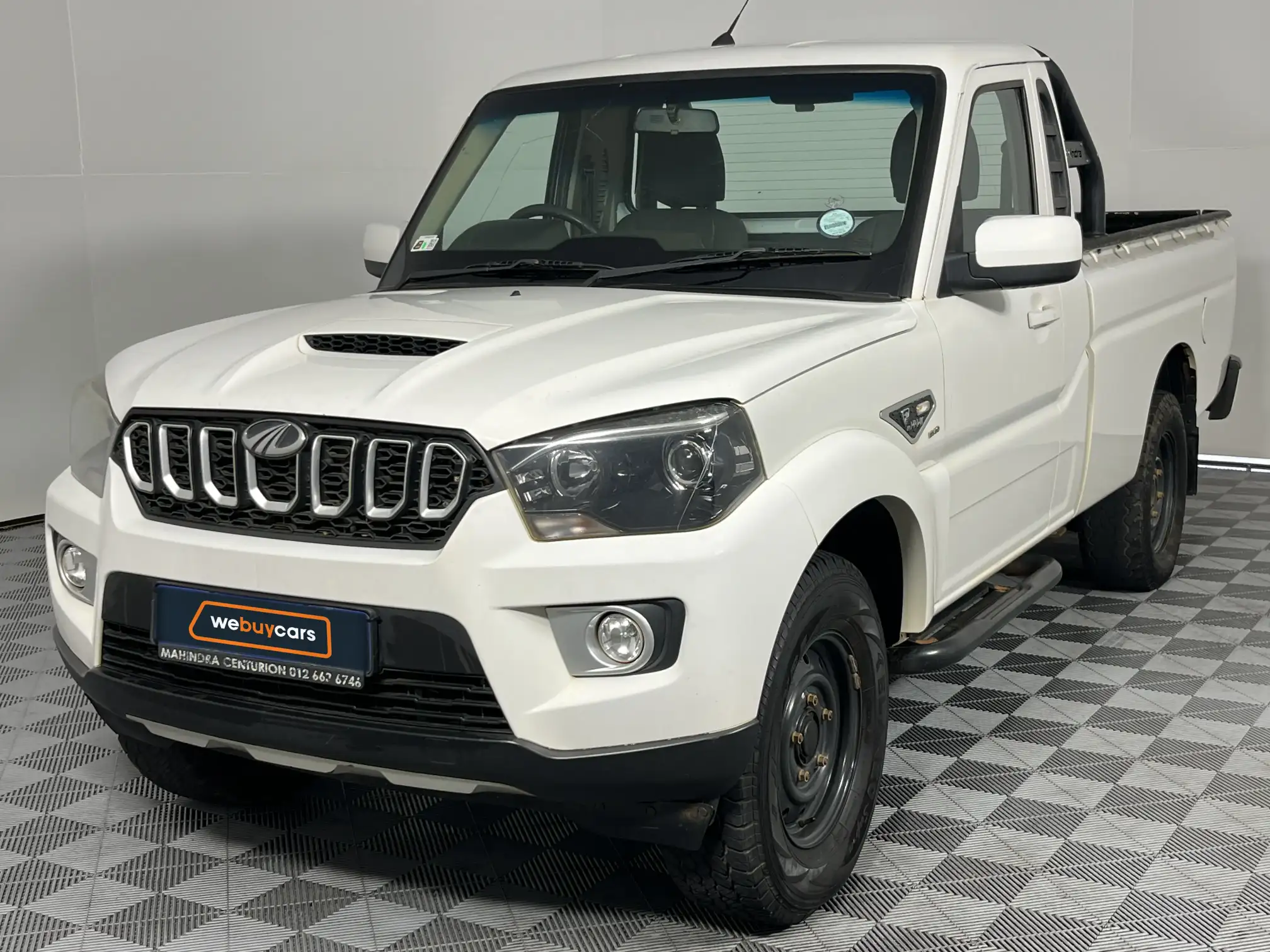 2021 Mahindra PIK UP