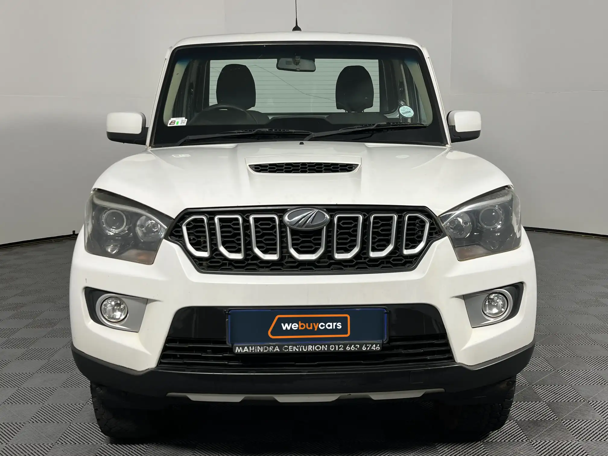 Mahindra PIK UP