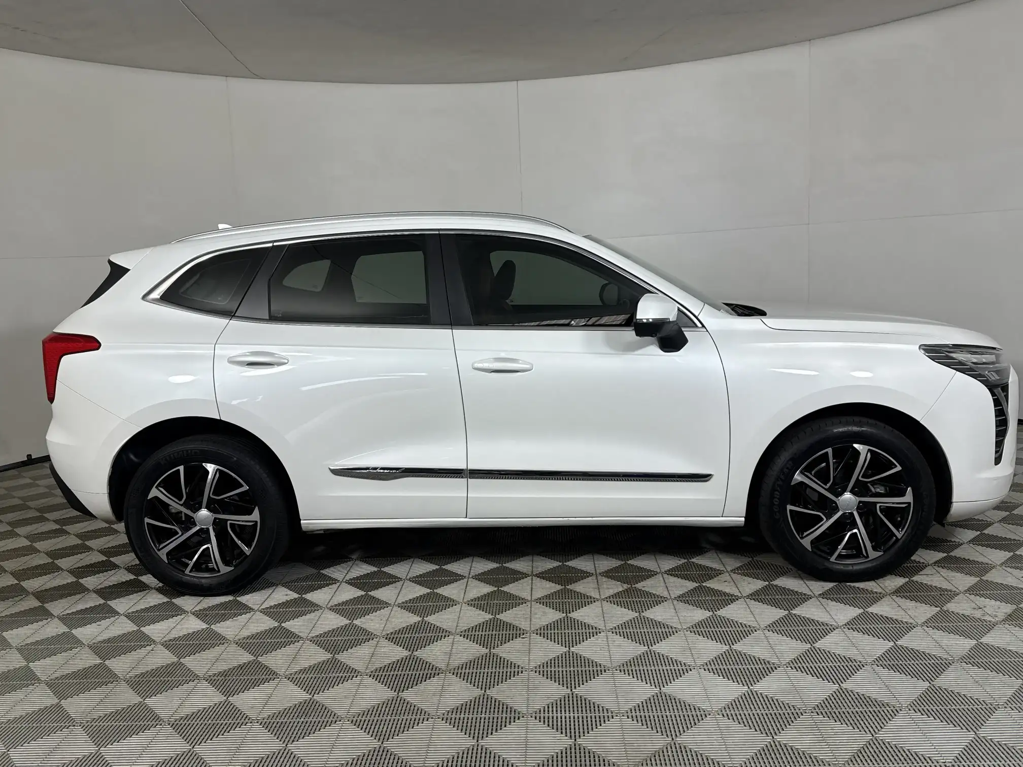 Haval Jolion