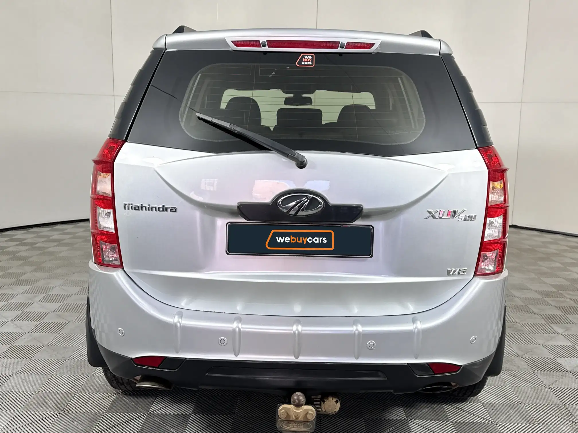 Mahindra XUV