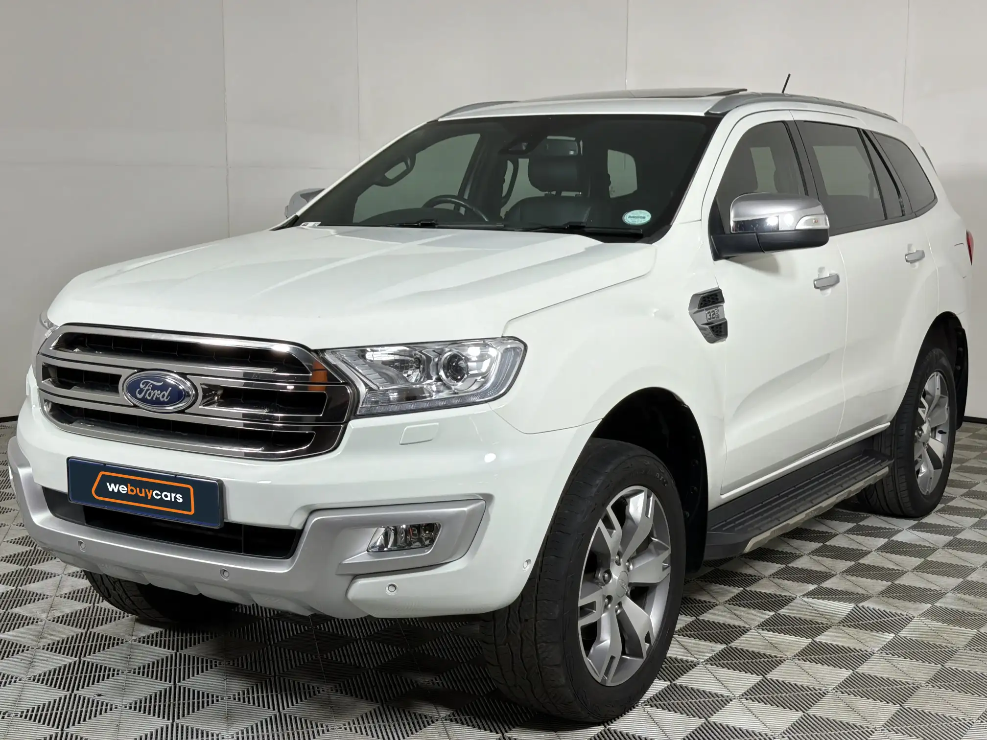 2016 Ford Everest