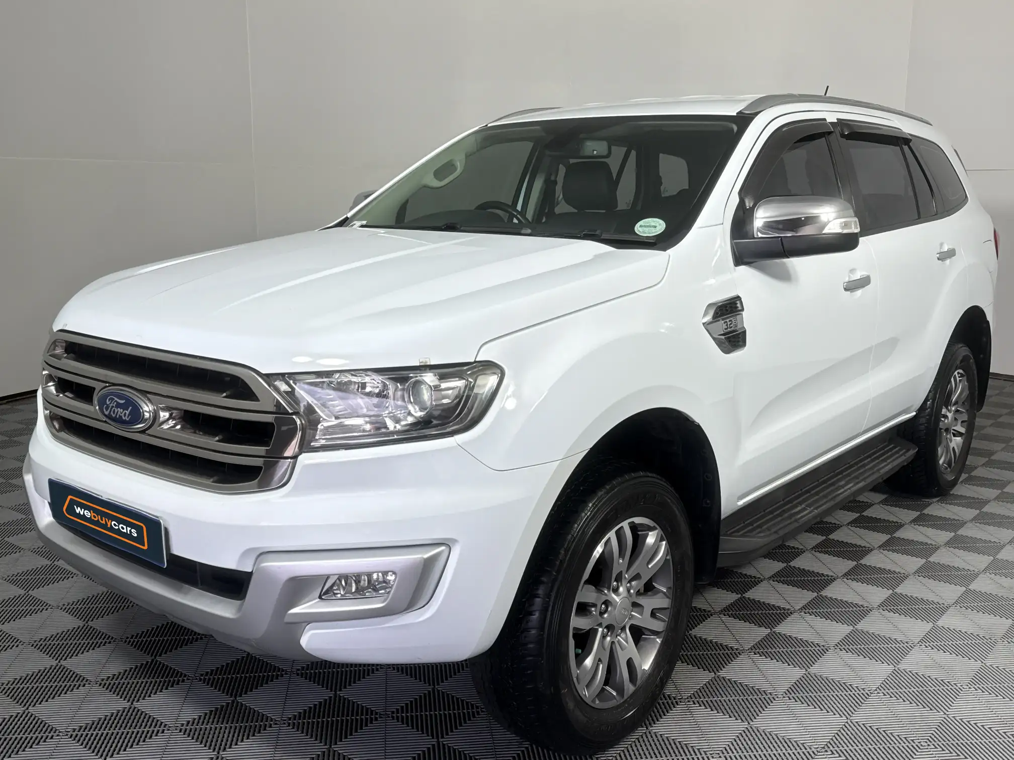2017 Ford Everest