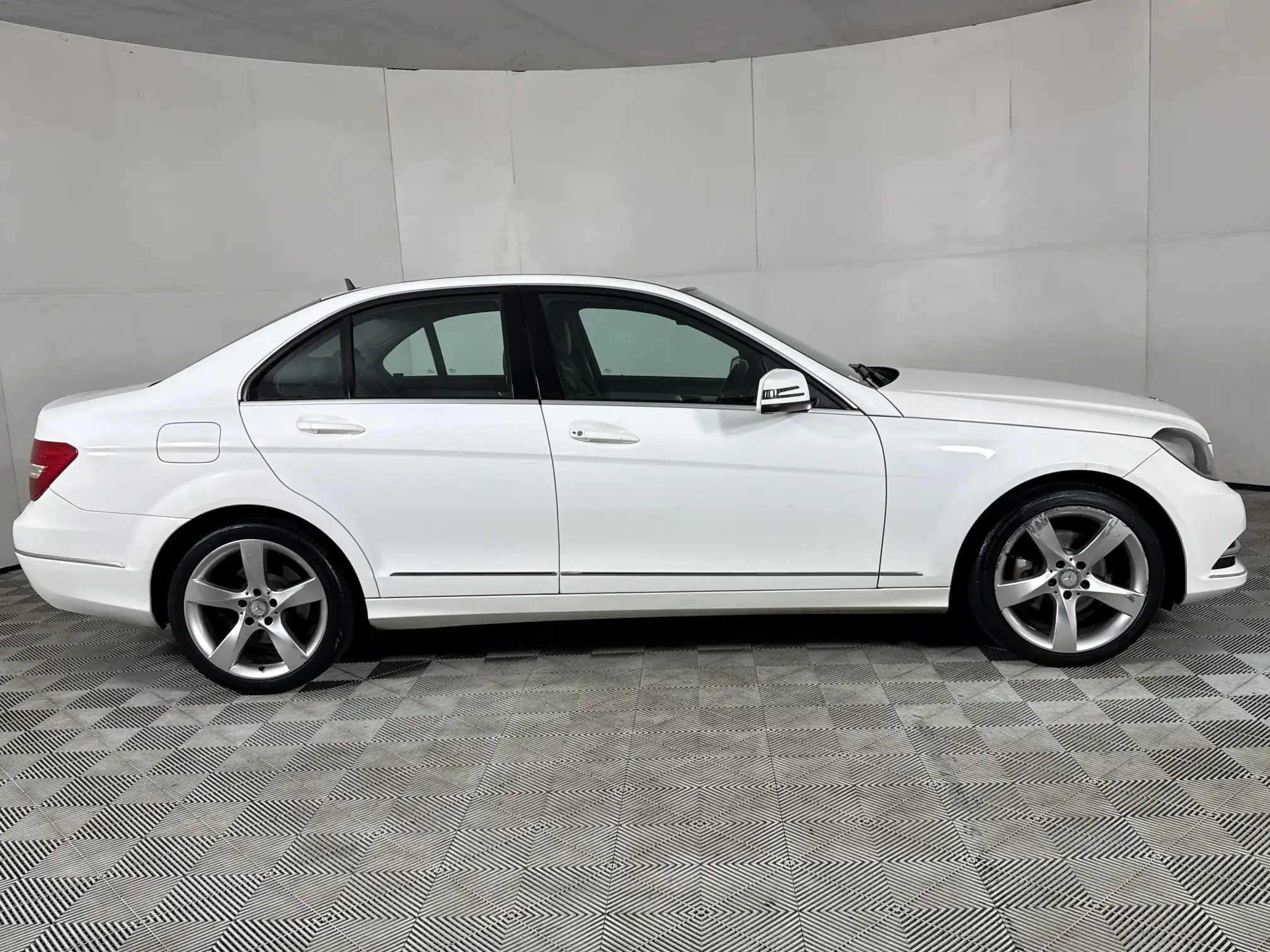 Mercedes-Benz C Class Sedan