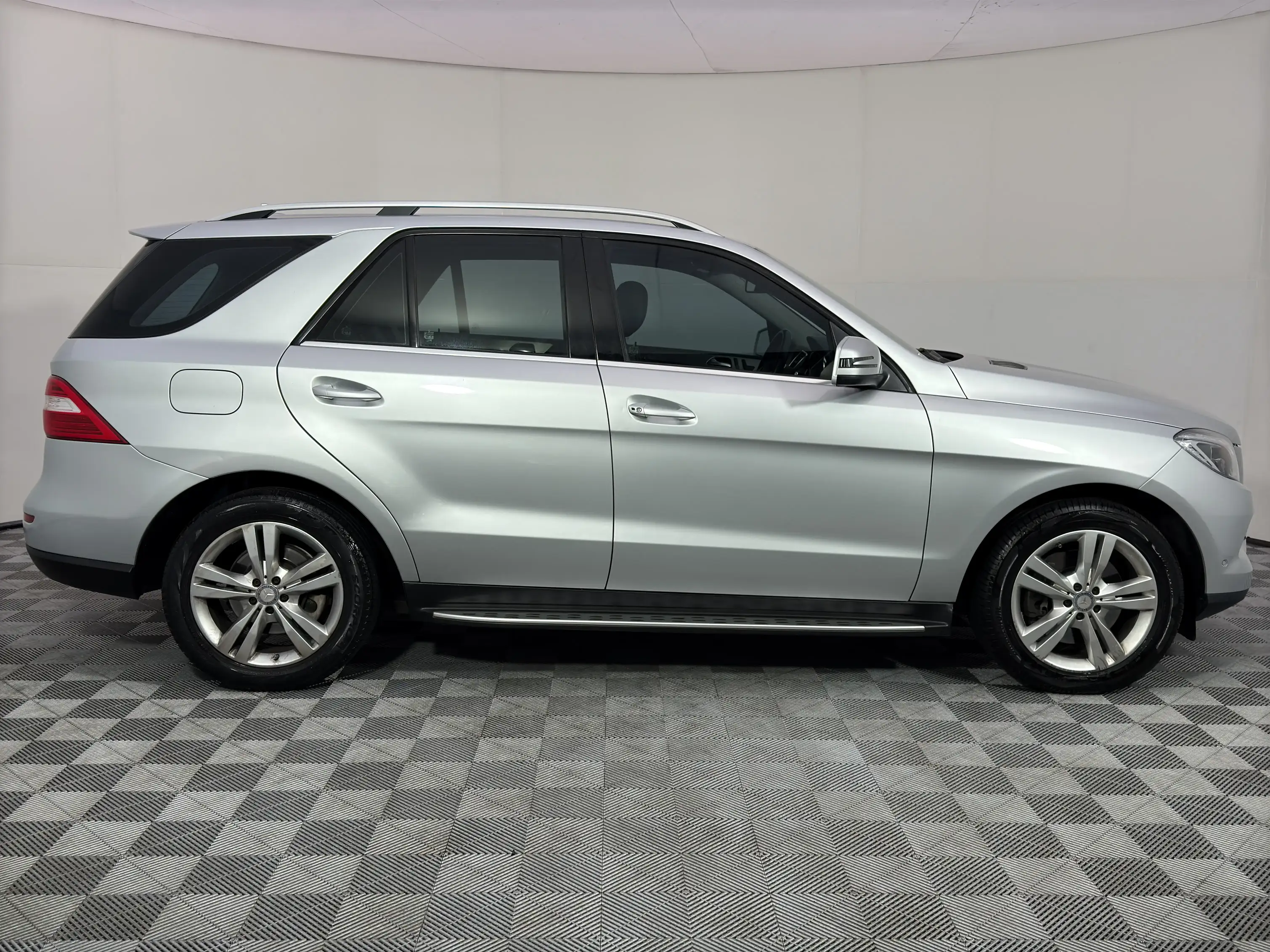 Mercedes-Benz M Class