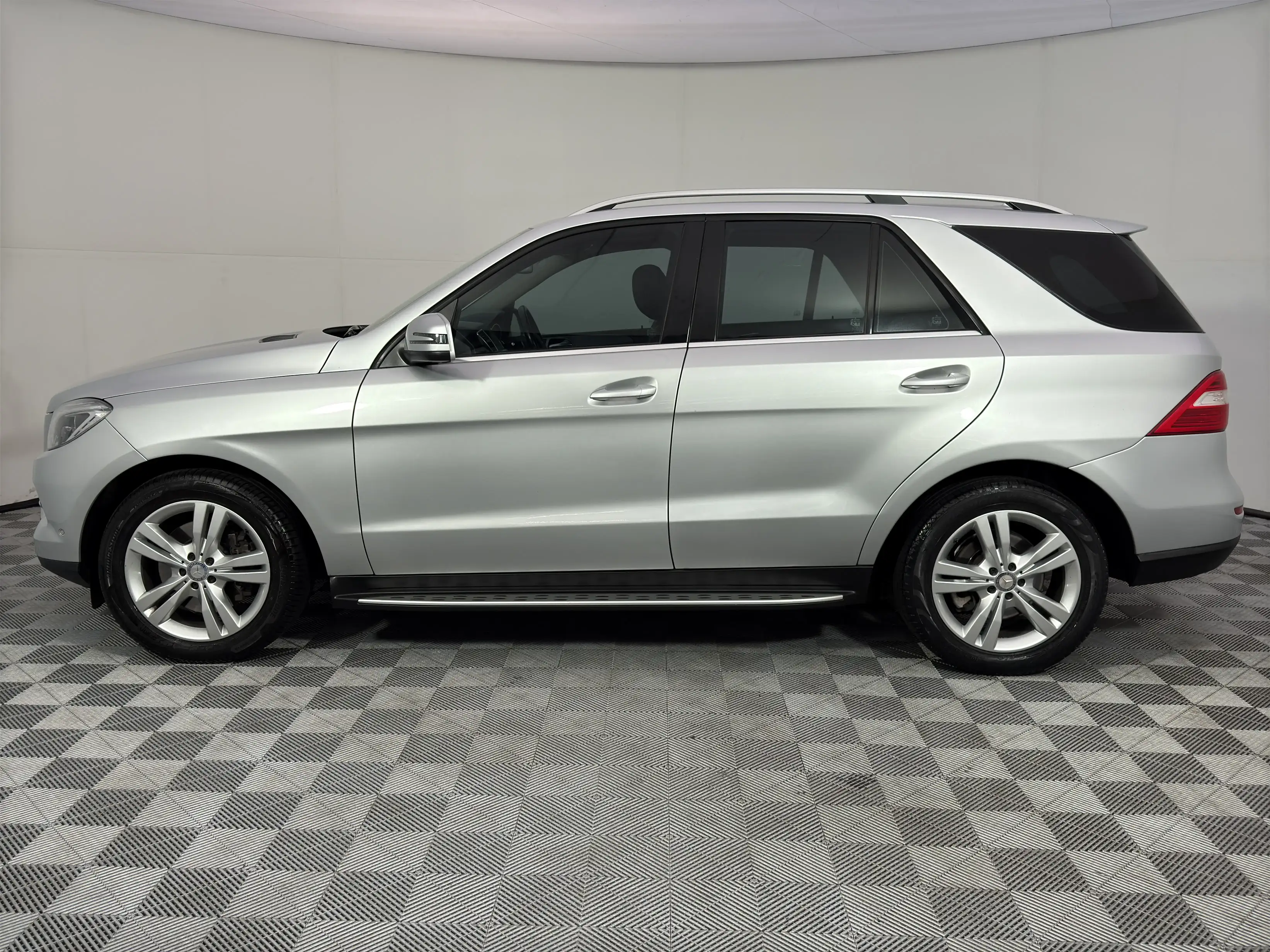 Mercedes-Benz M Class