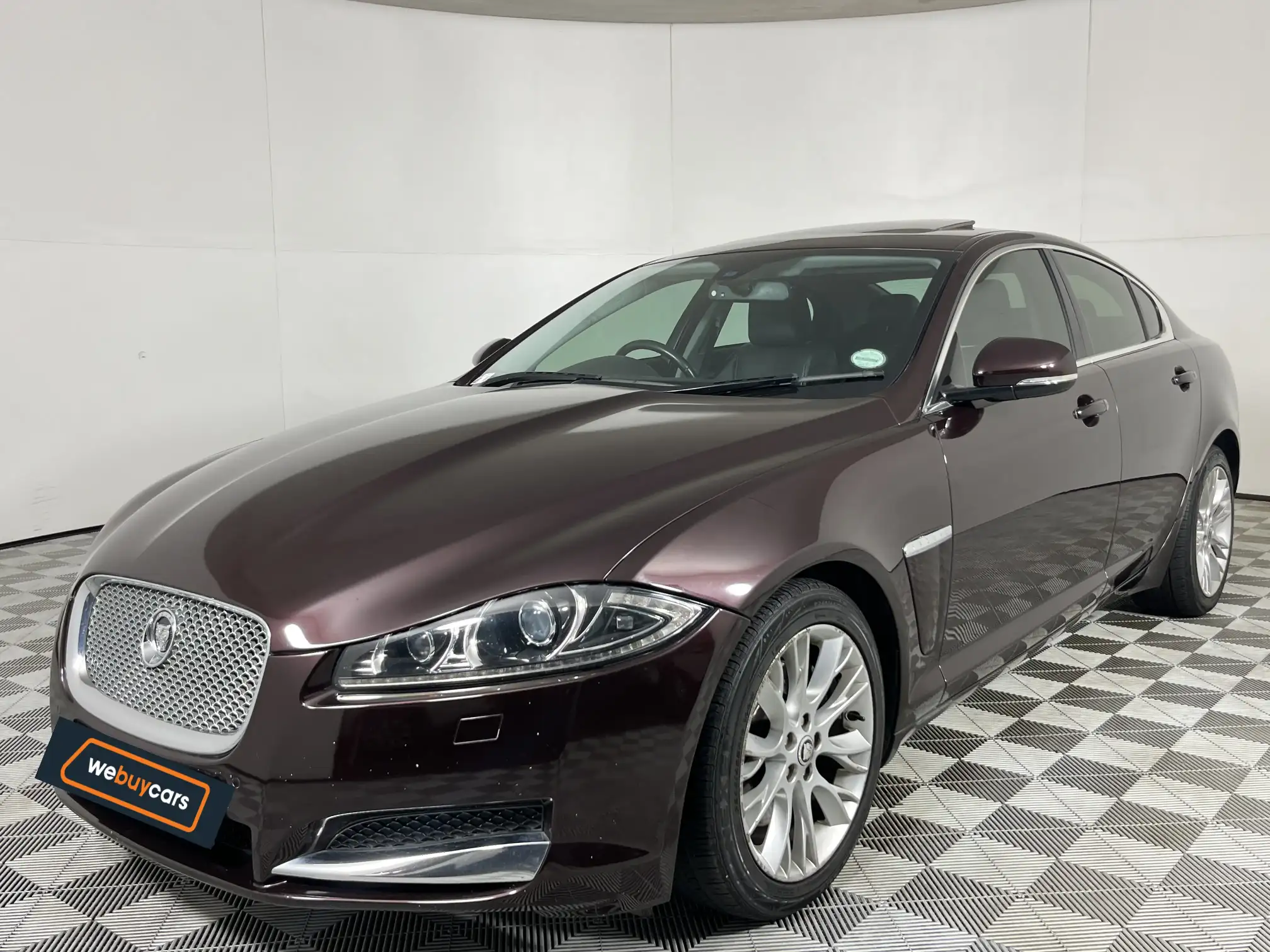 Jaguar XF
