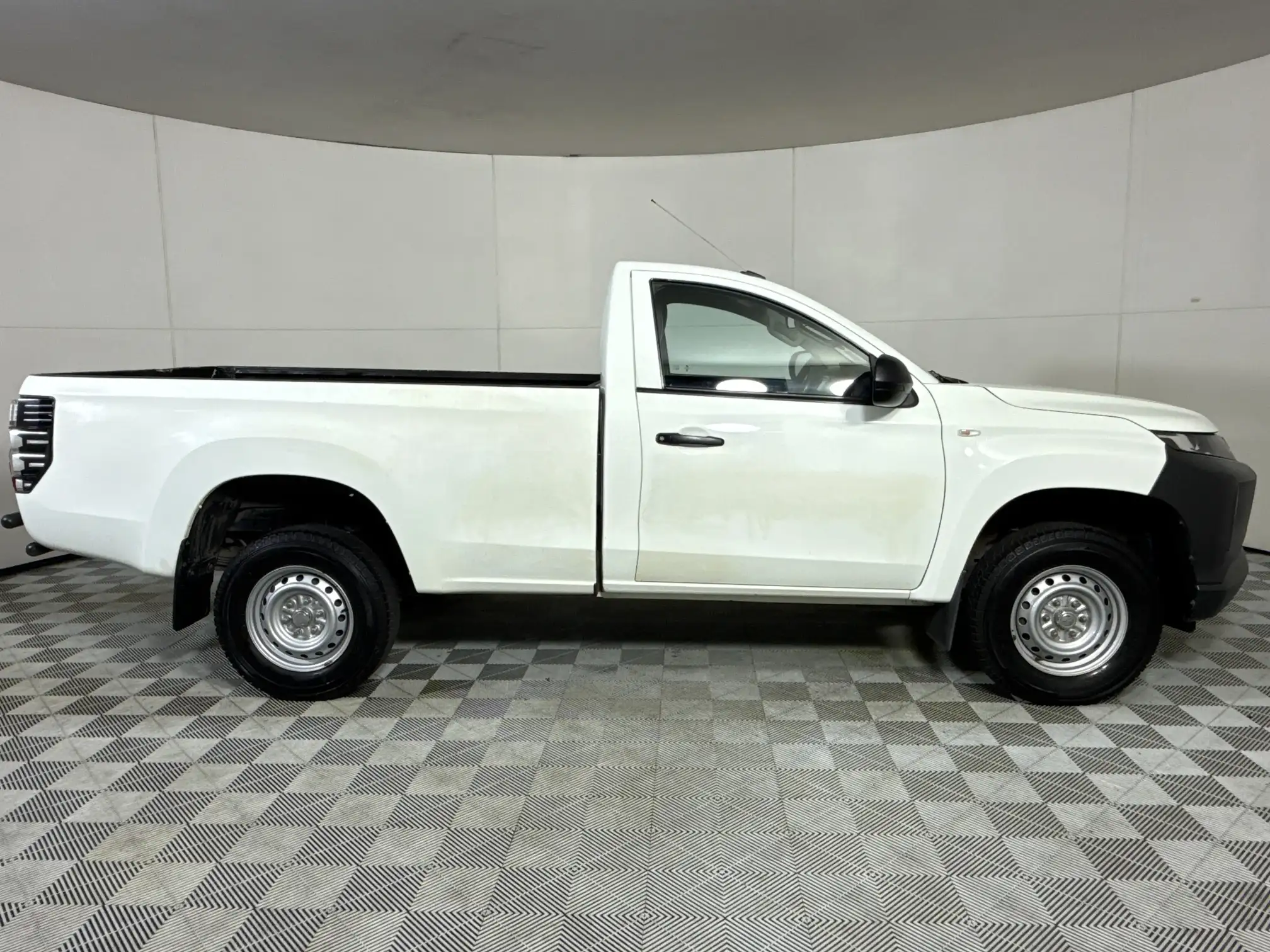 Mitsubishi Triton