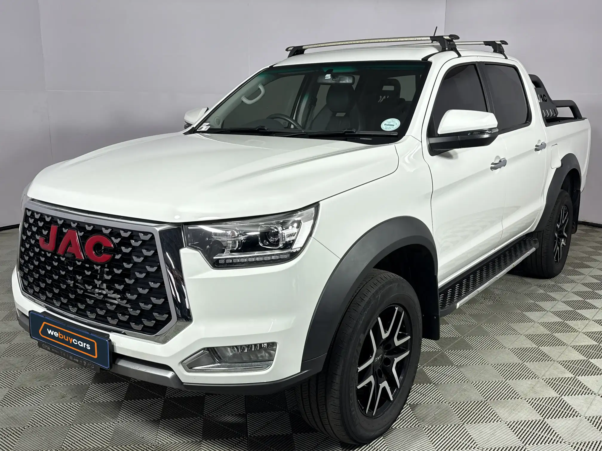 2025 JAC T8