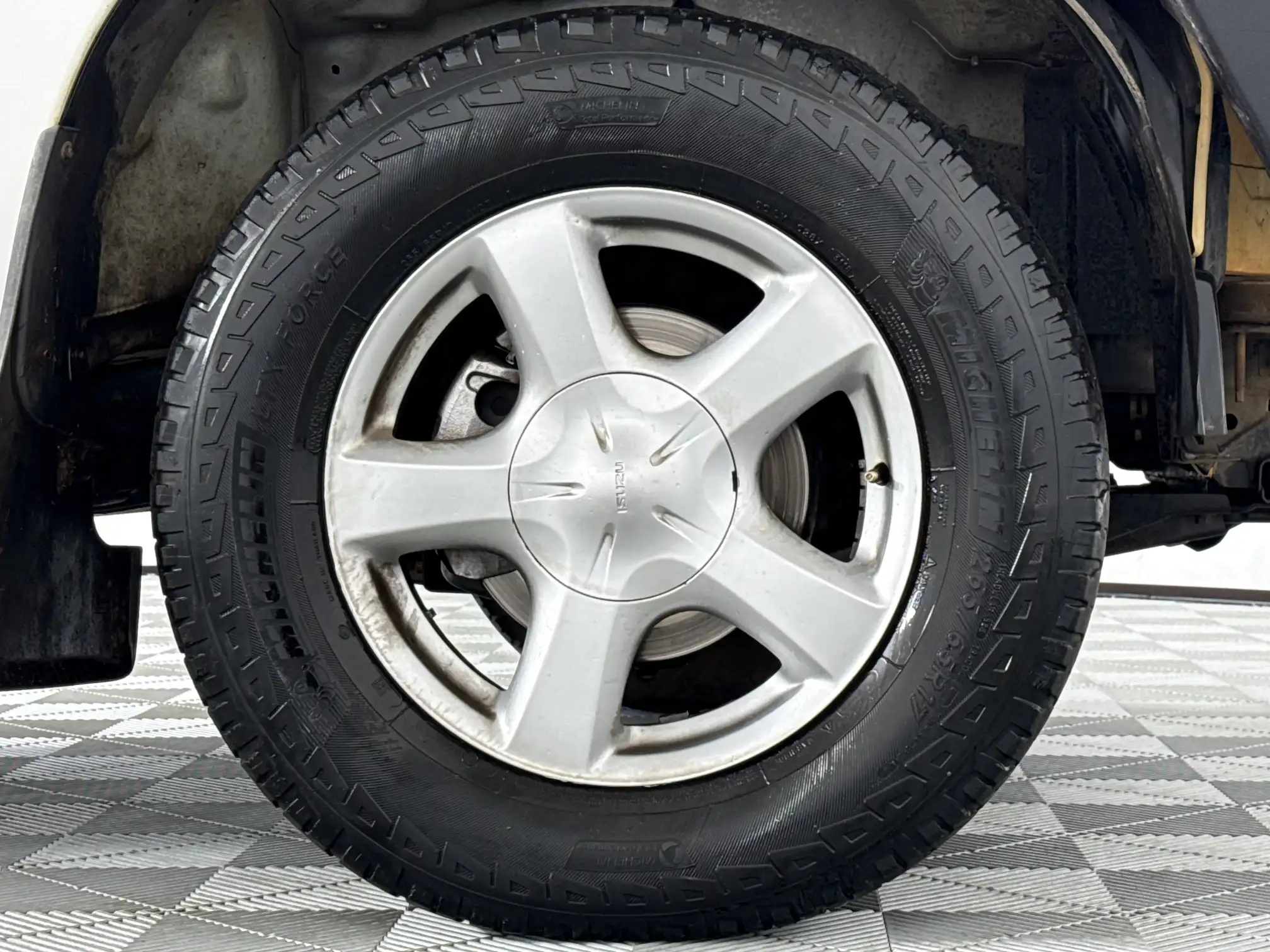 Isuzu D-MAX