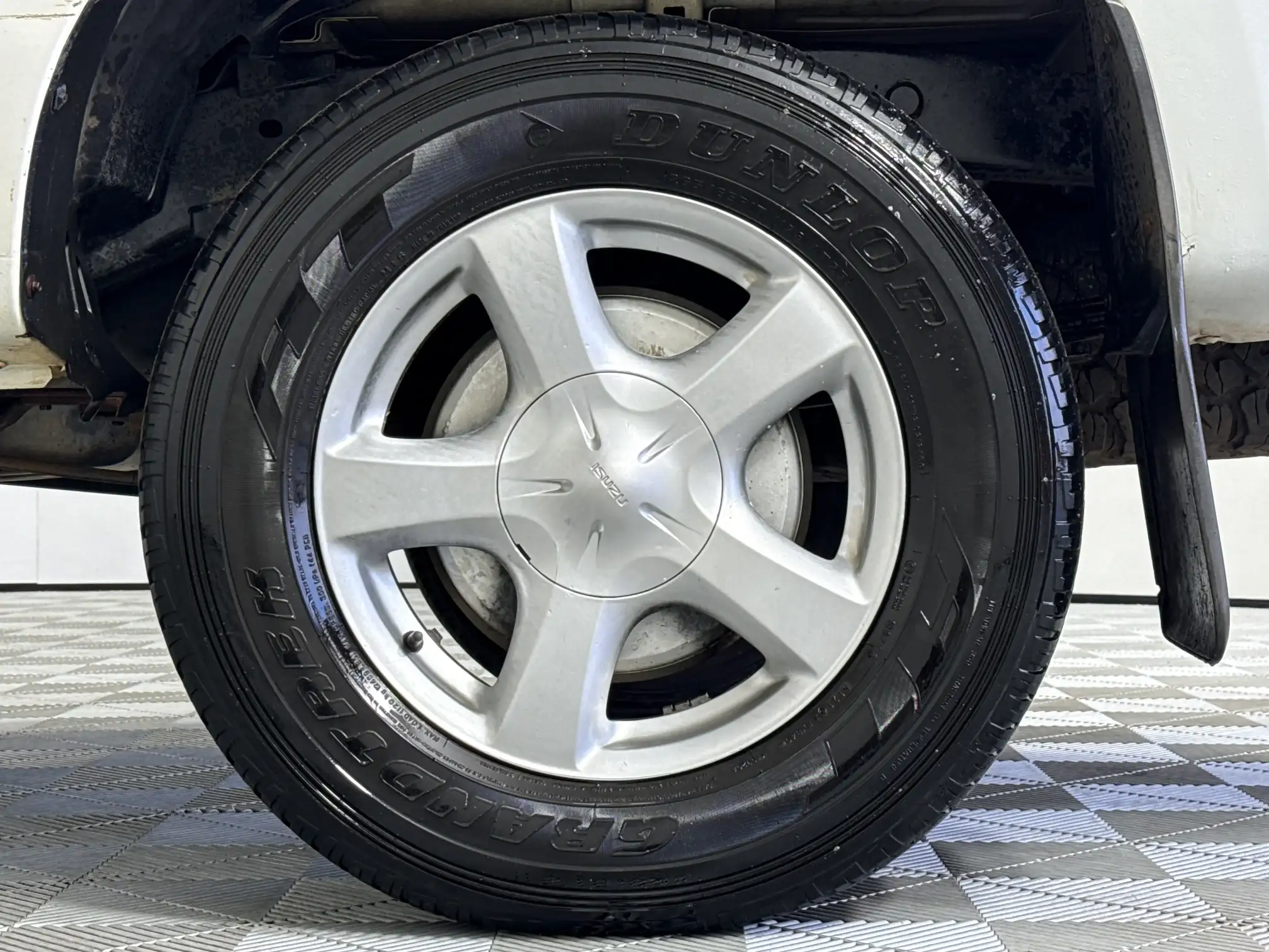 Isuzu D-MAX