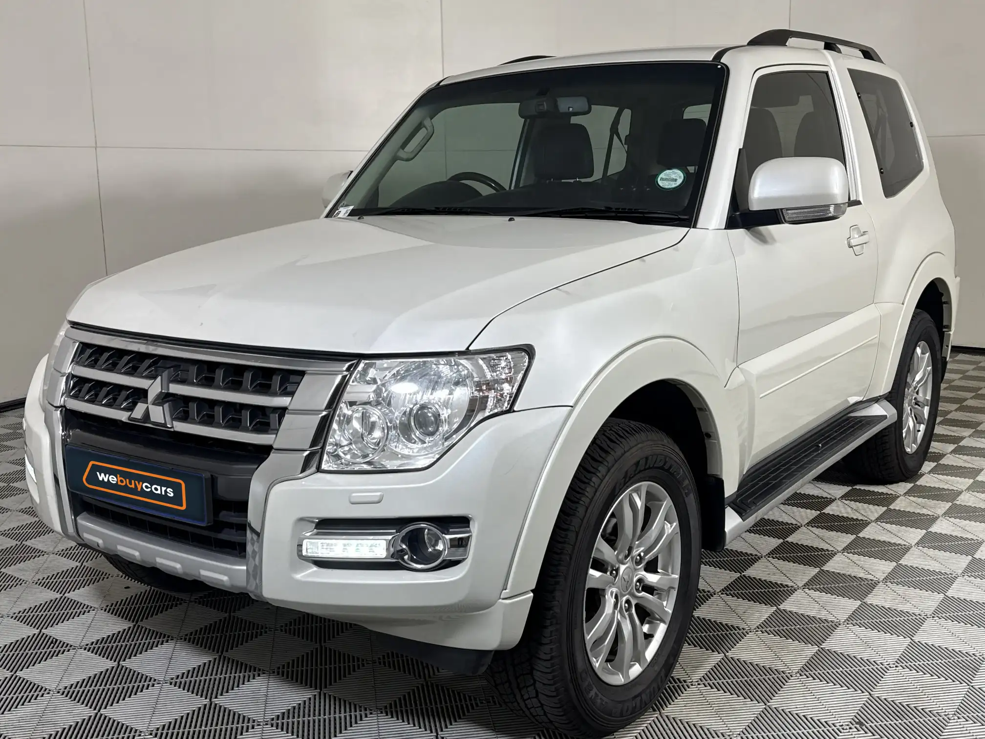 2019 Mitsubishi Pajero