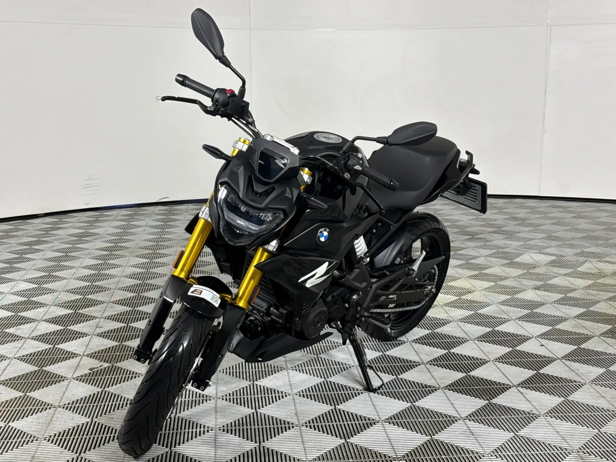 BMW C
