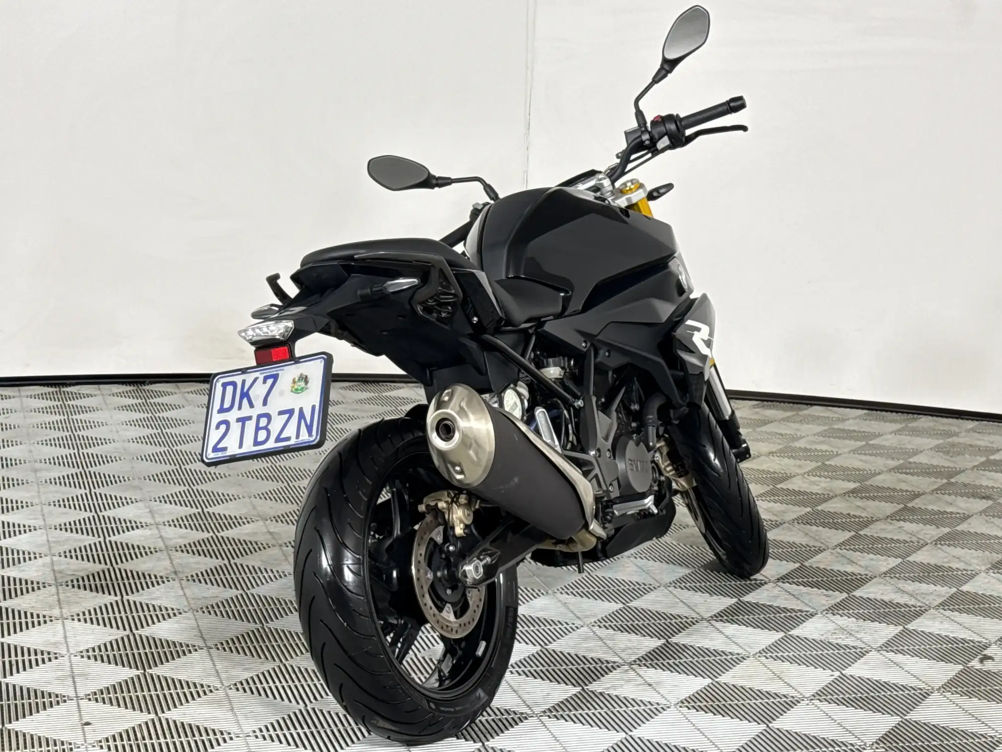 BMW C