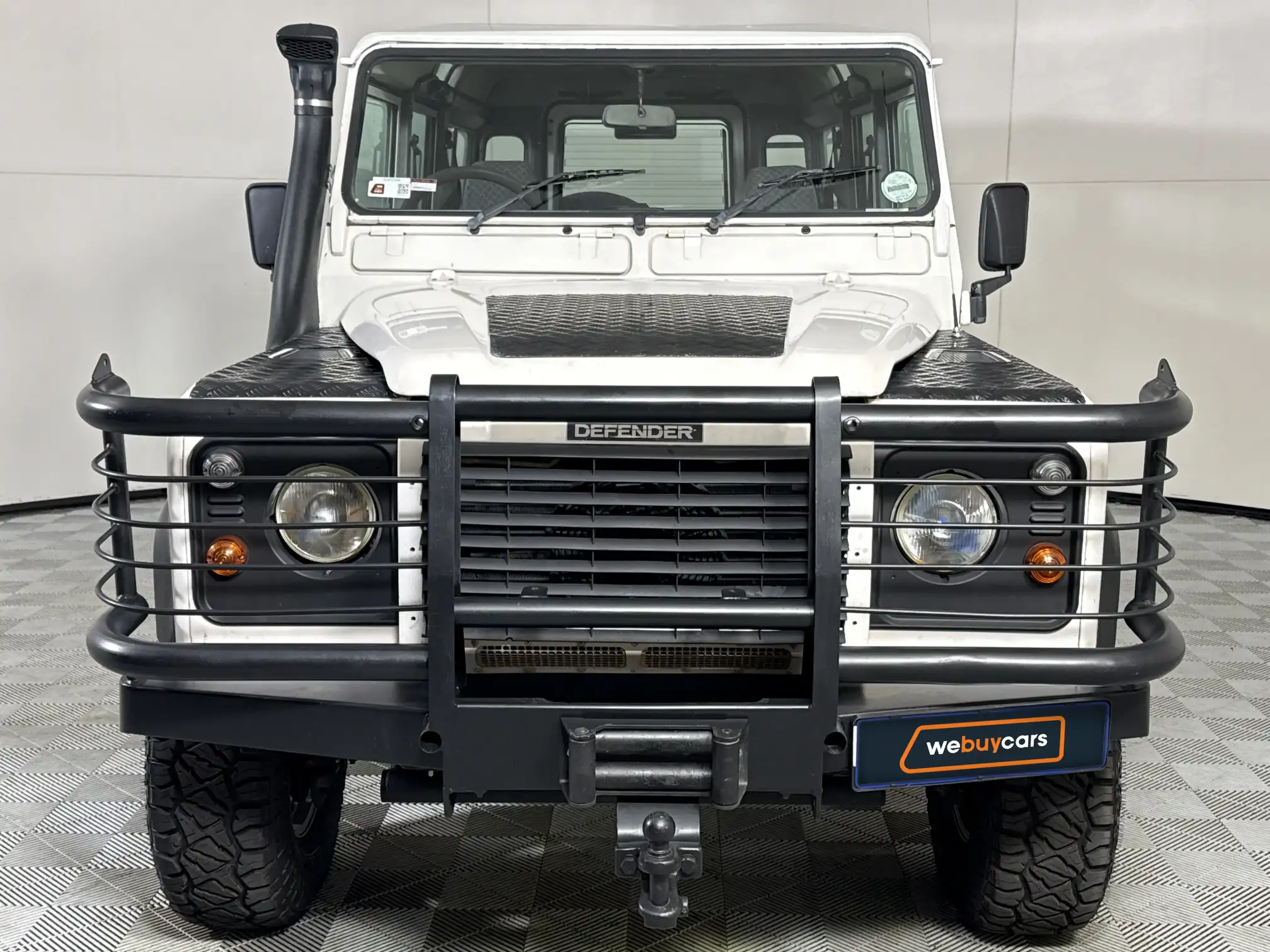 Land Rover Defender 110