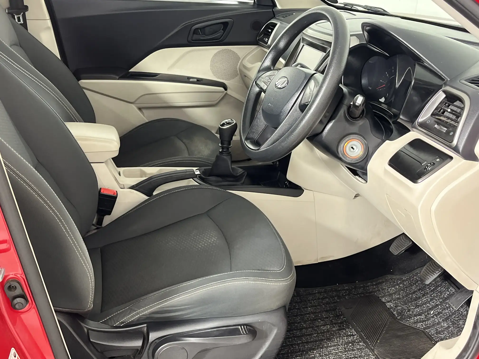 Mahindra Xuv300