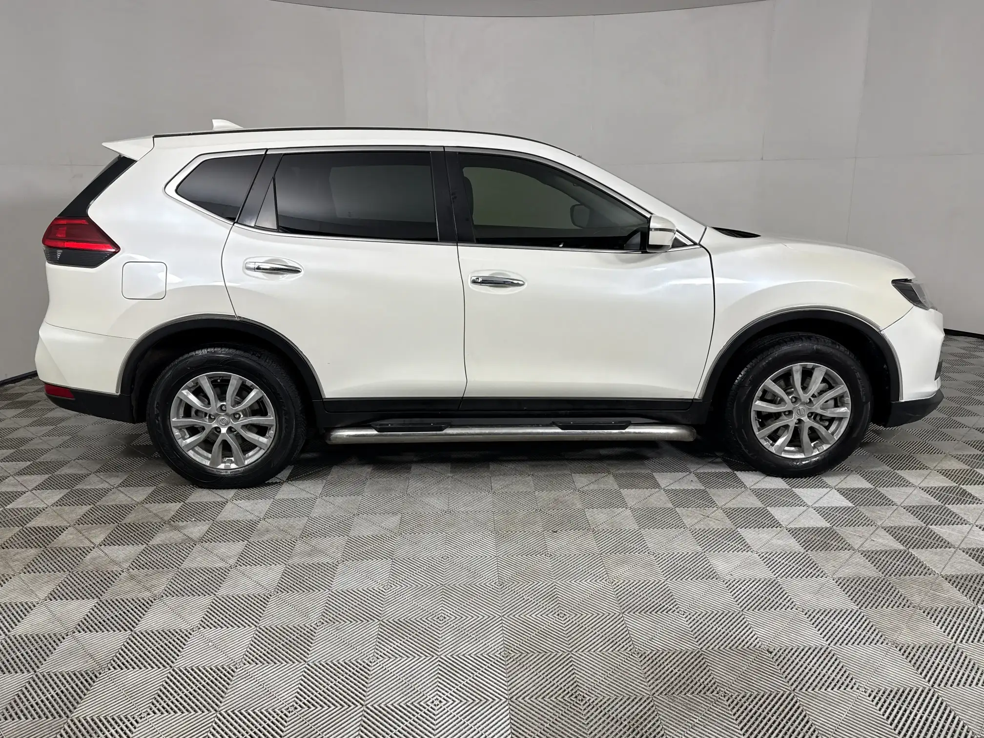 Nissan X Trail
