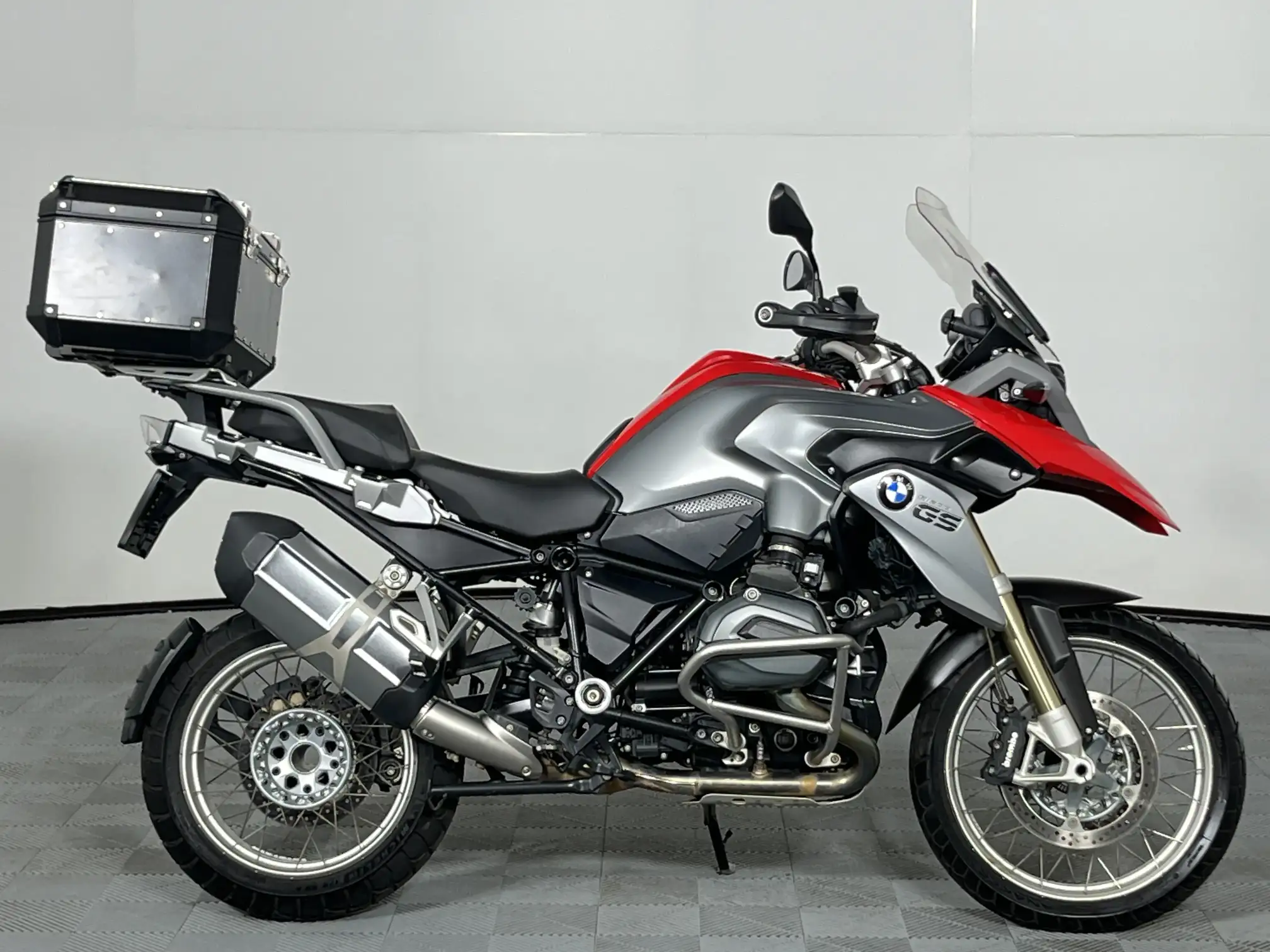 BMW R Series