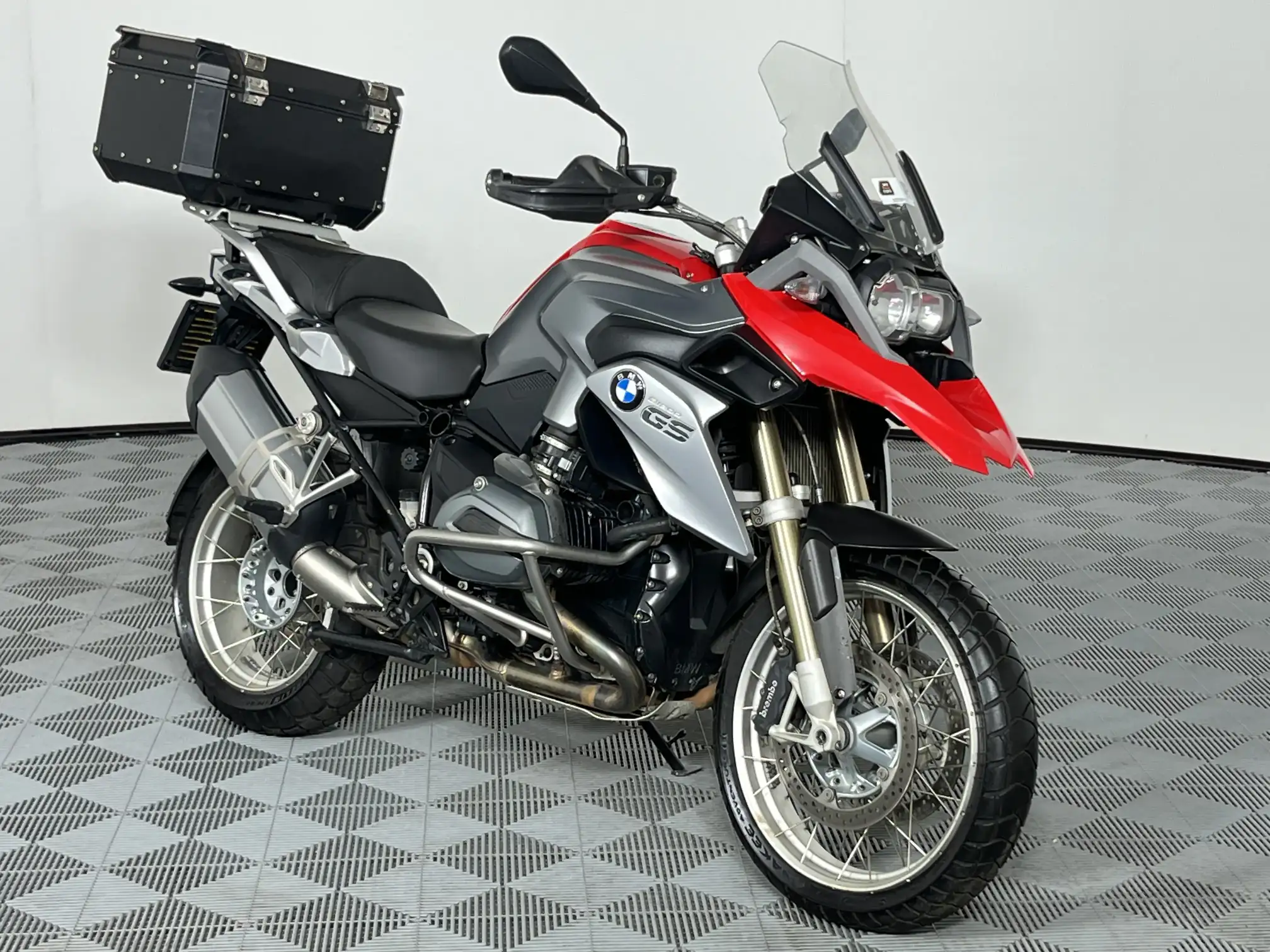 BMW R Series