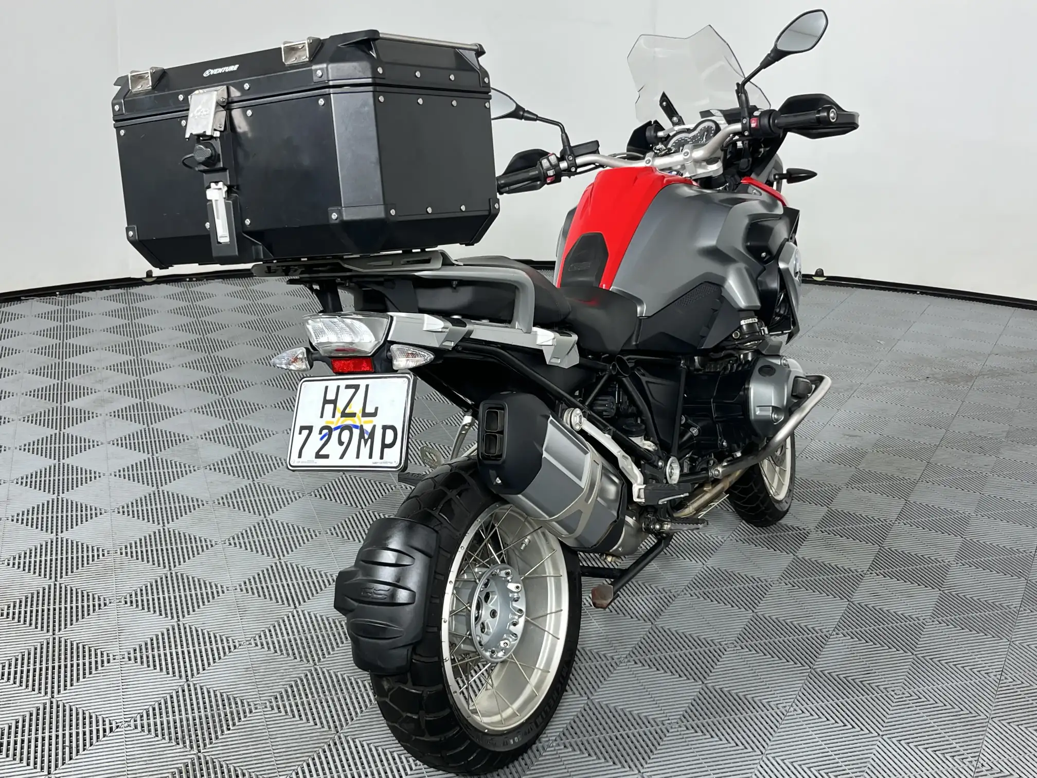 BMW R Series
