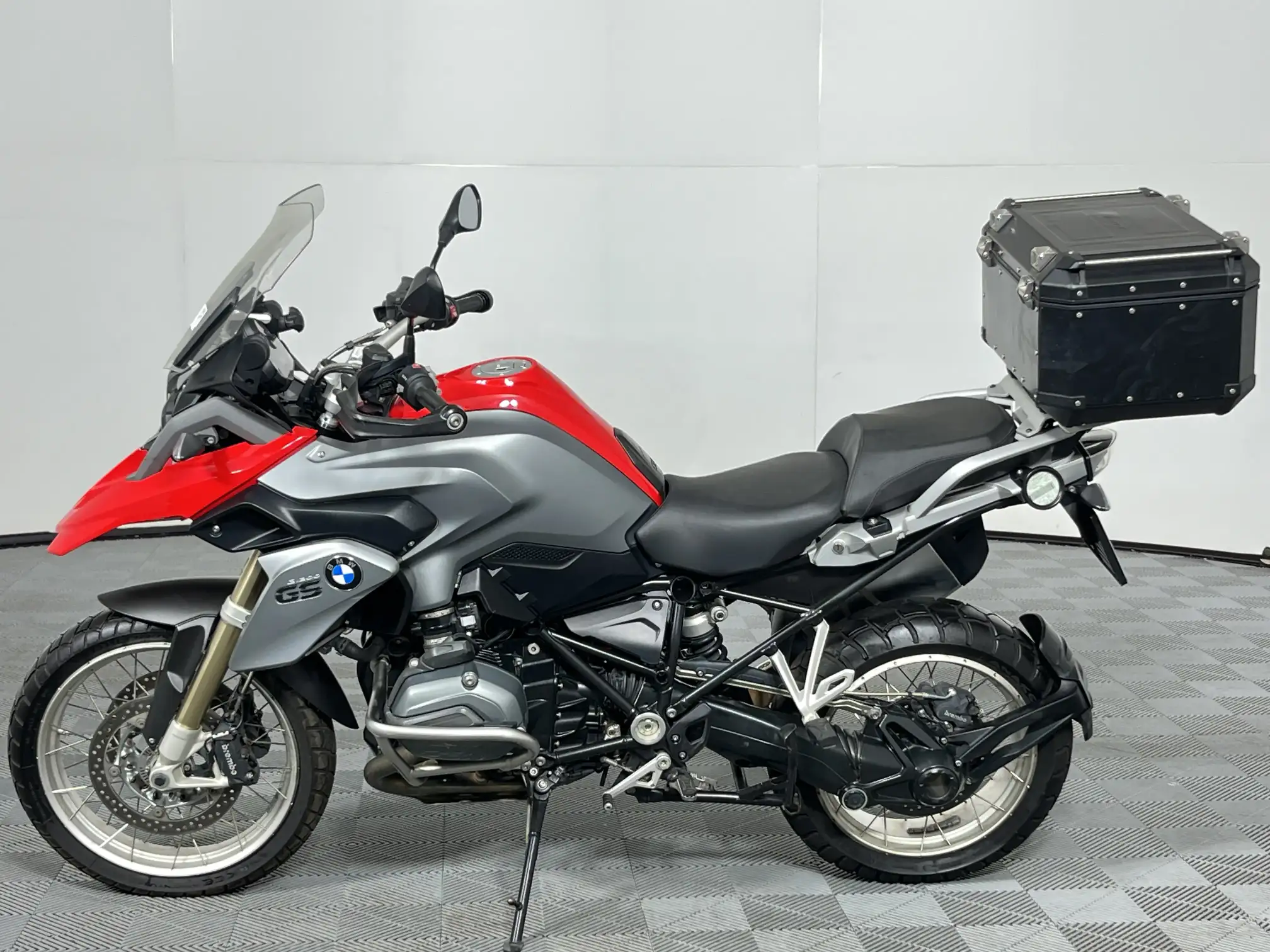 BMW R Series