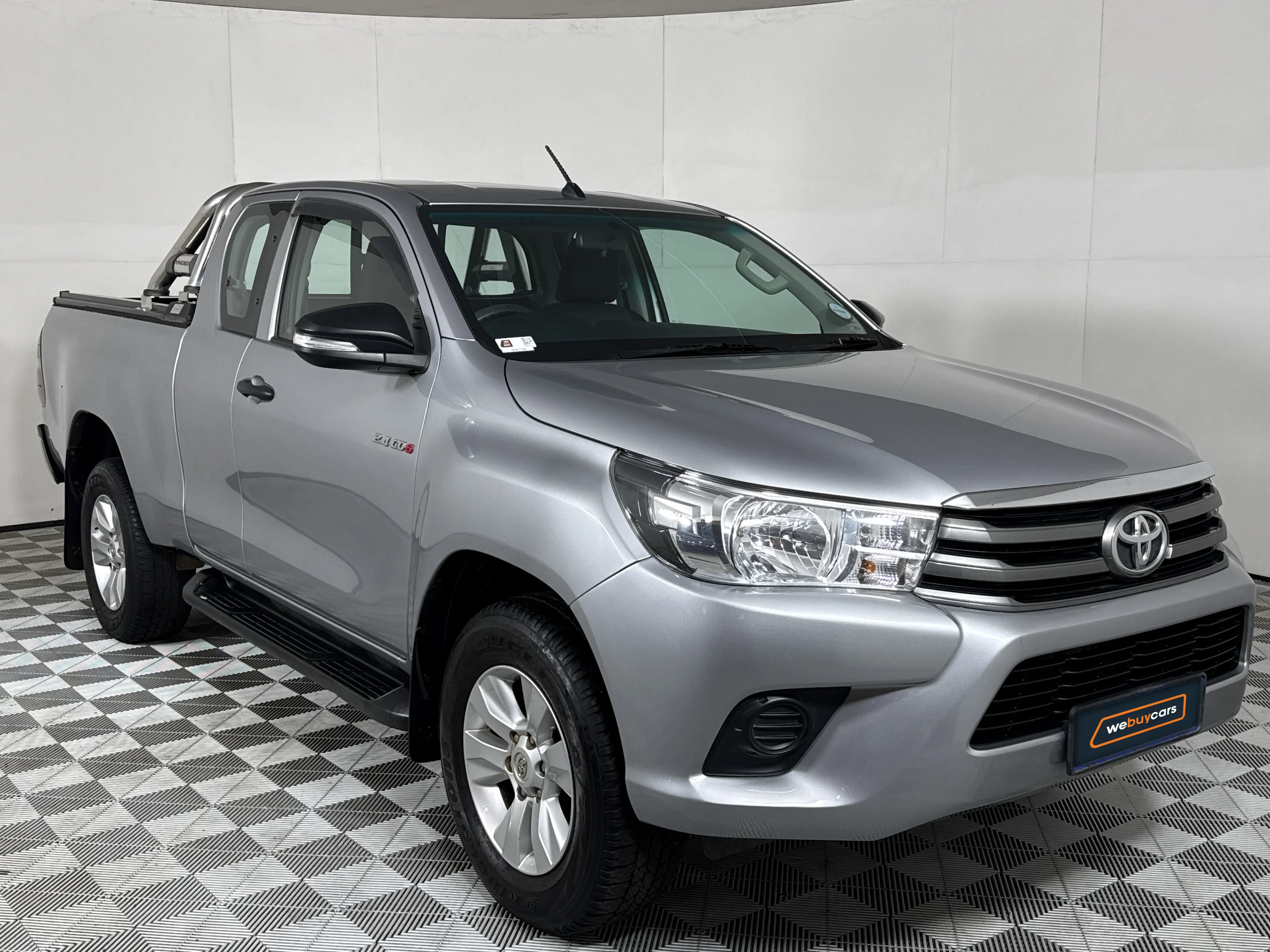 2017 Toyota Hilux 2.4 Gd-6 RB SRX Pick Up E/cab, photo 3