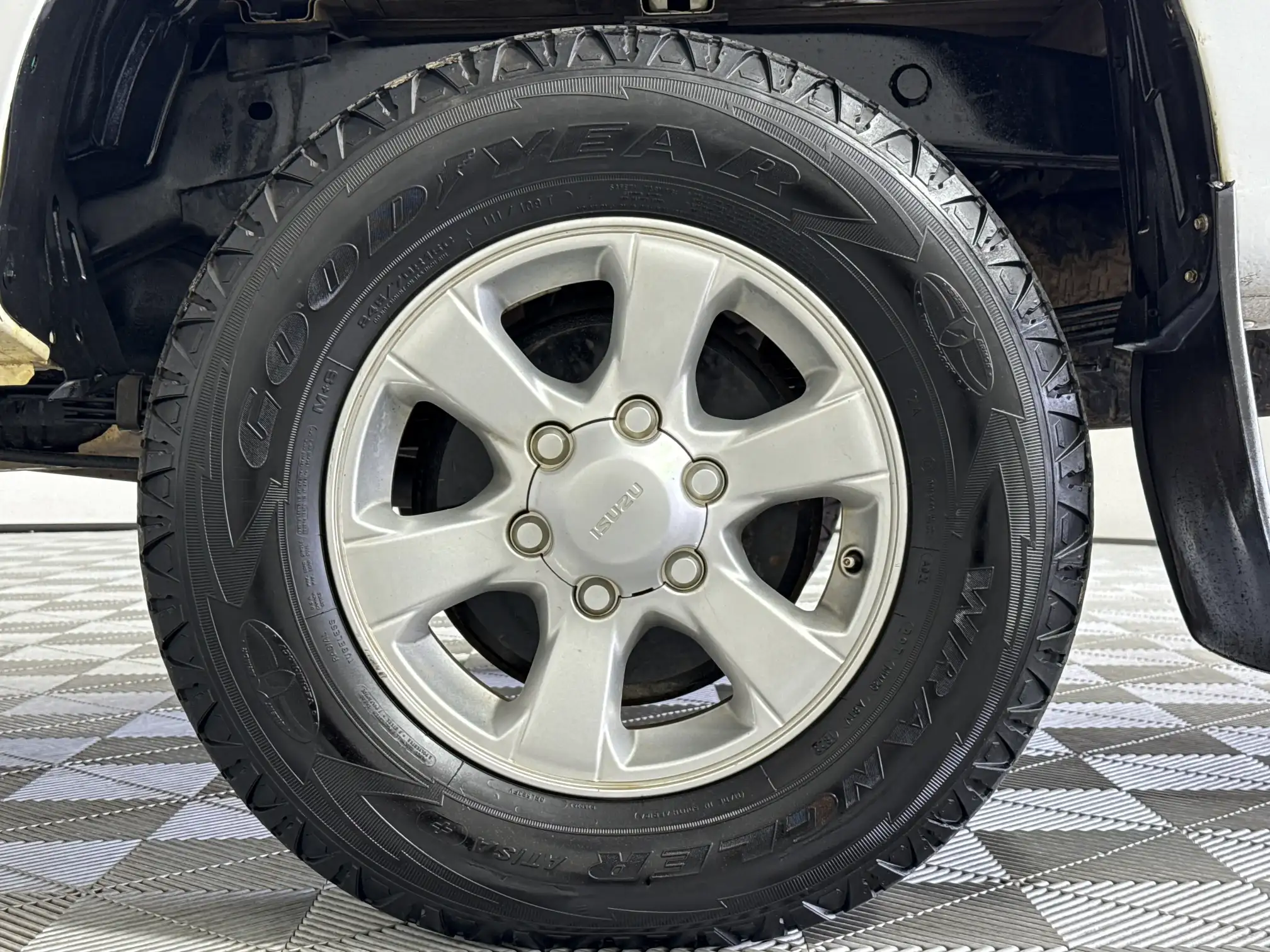 Isuzu KB