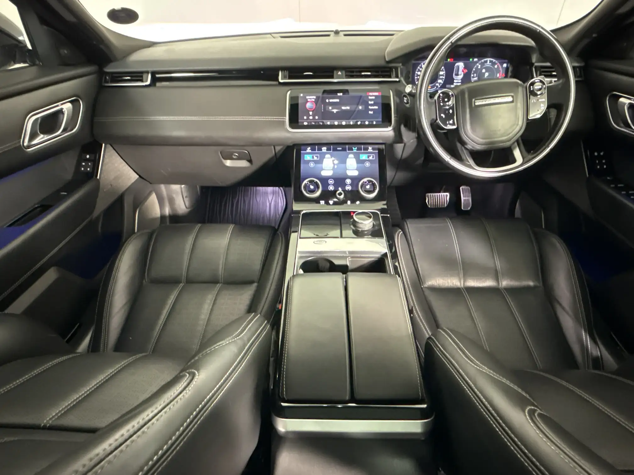 Land Rover Velar