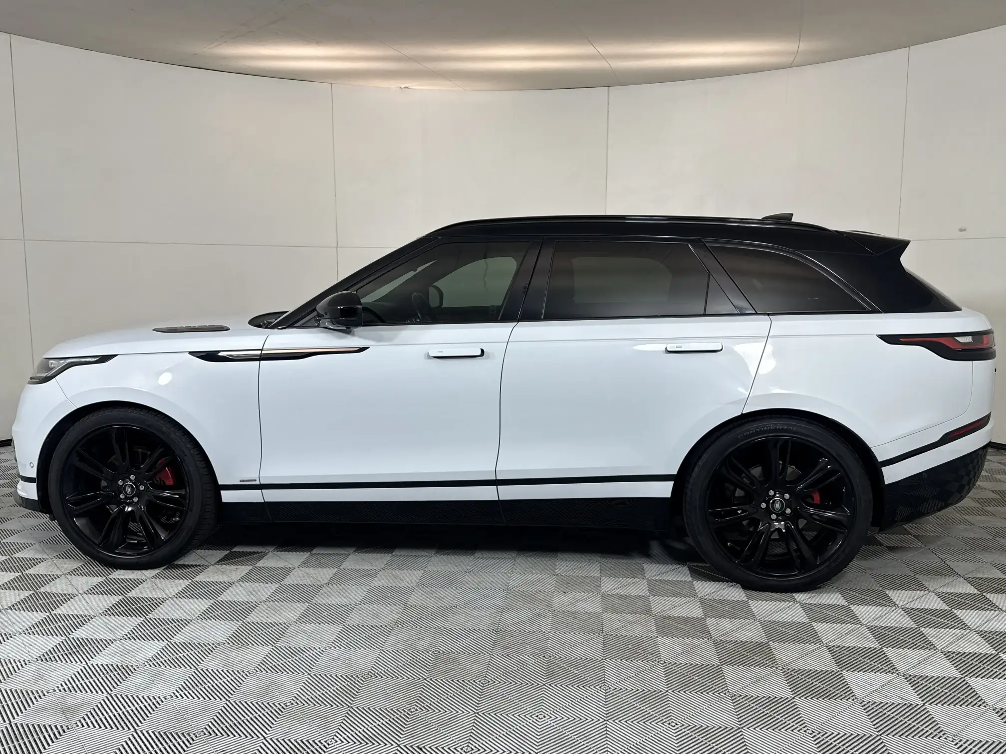 Land Rover Velar