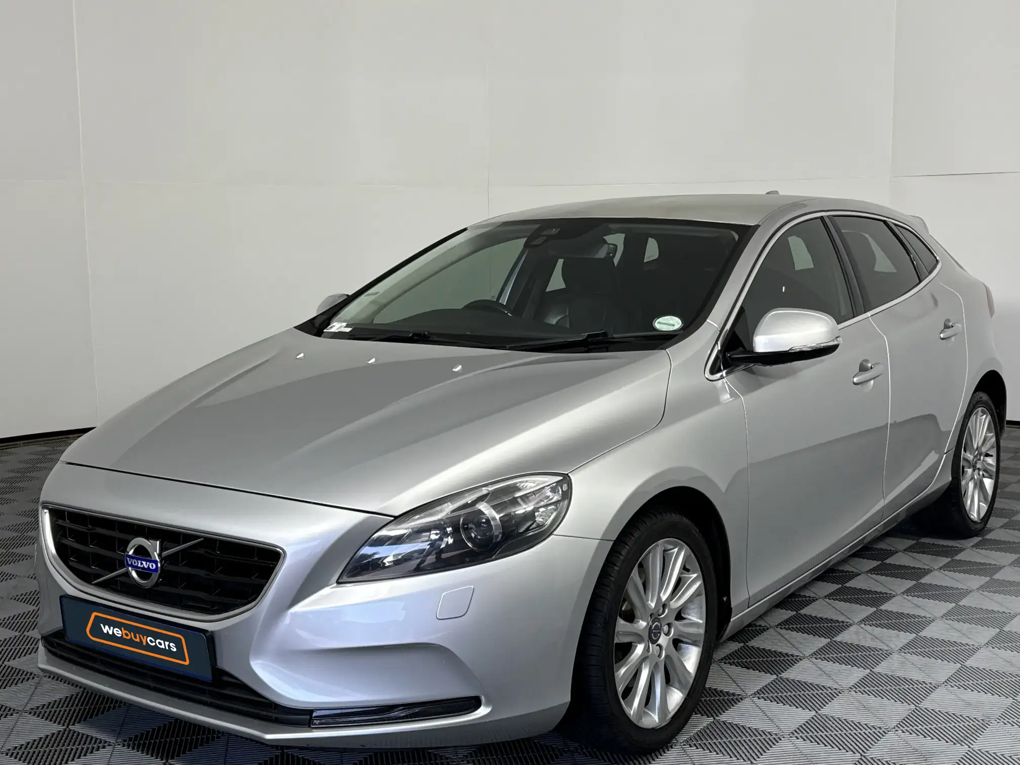2016 Volvo V40