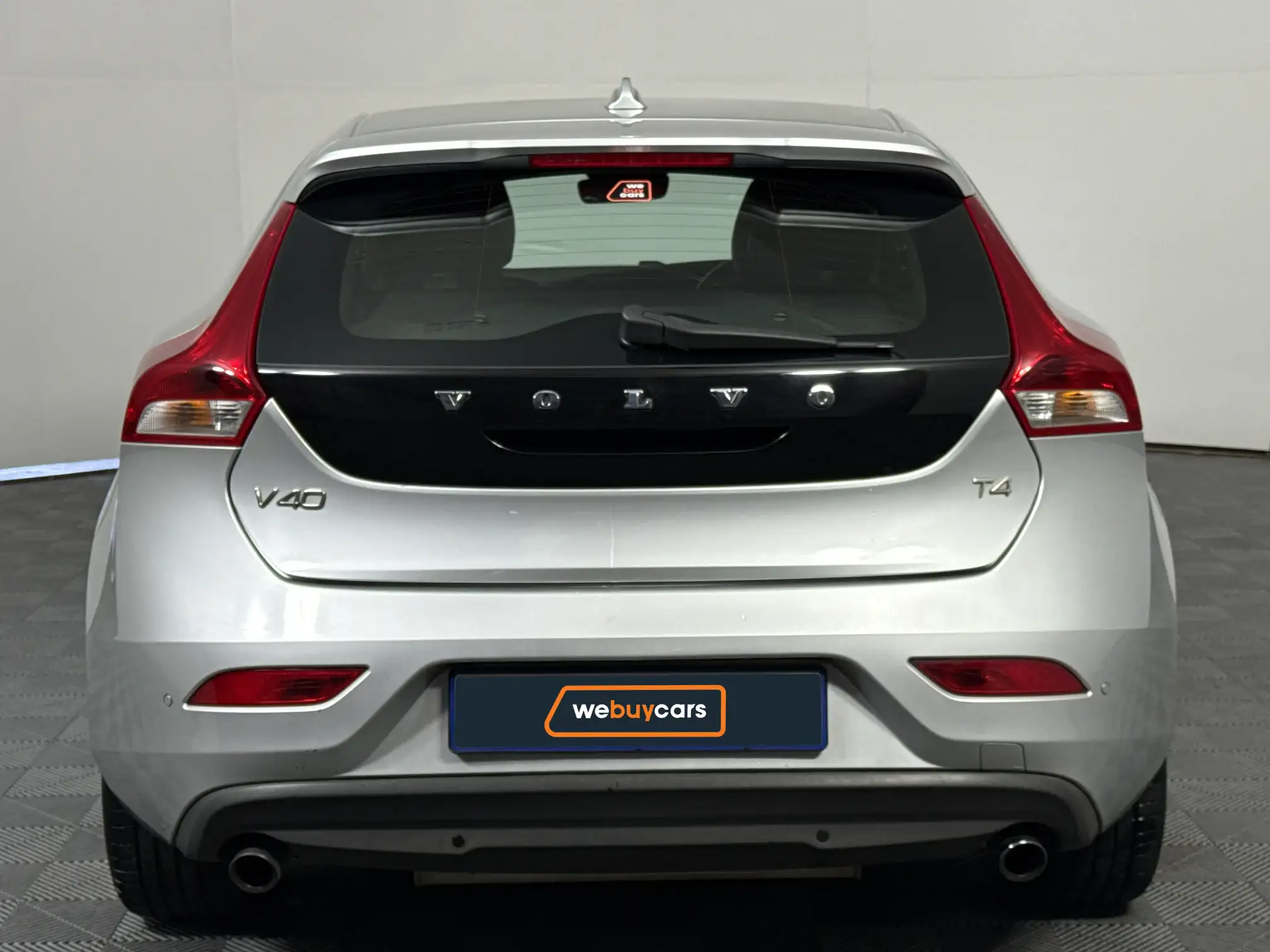 Volvo V40