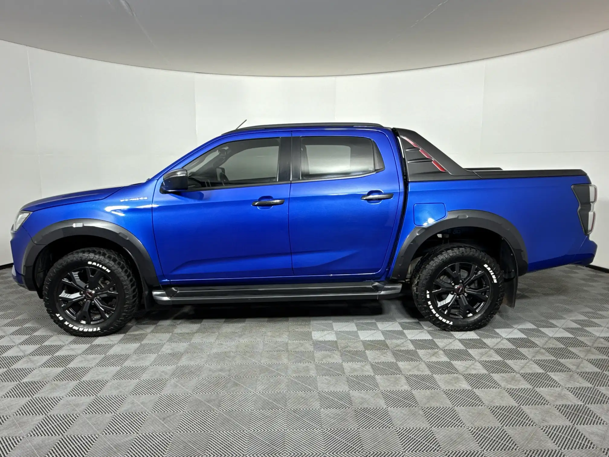 Isuzu D-MAX