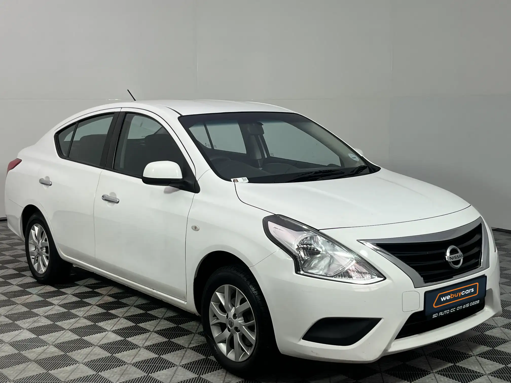Nissan Almera