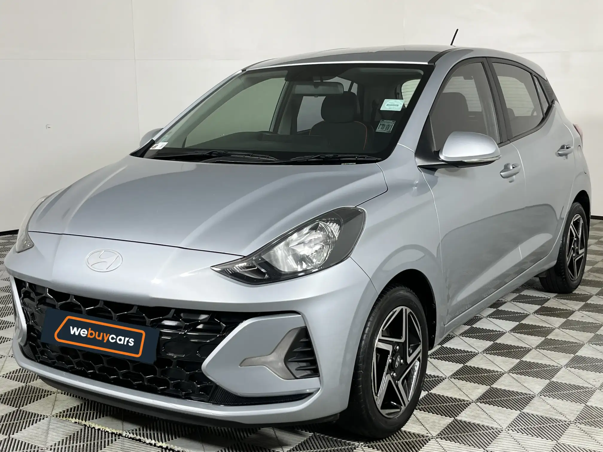 2025 Hyundai i10