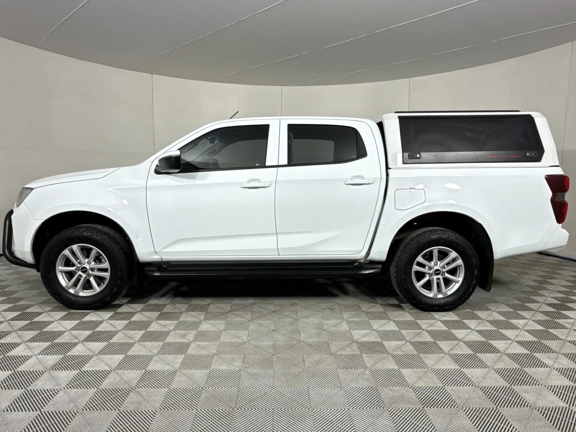 Isuzu D-MAX