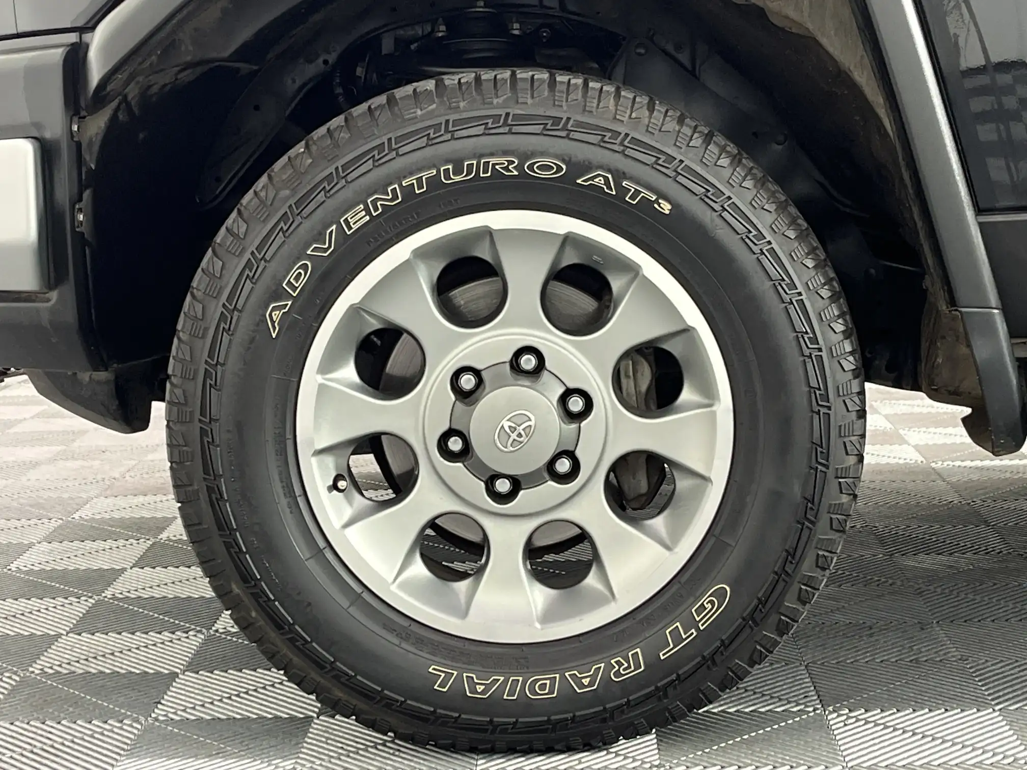 Toyota Land Cruiser