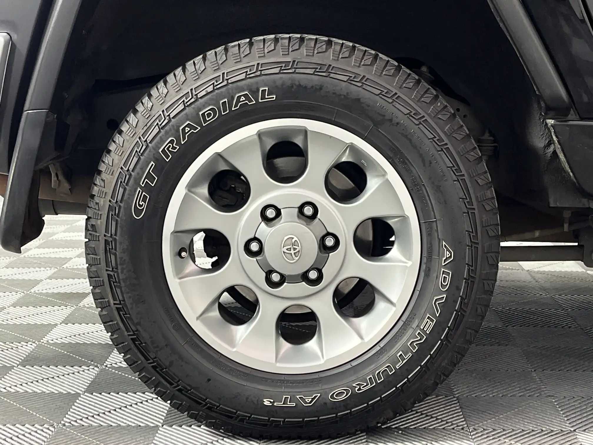 Toyota Land Cruiser