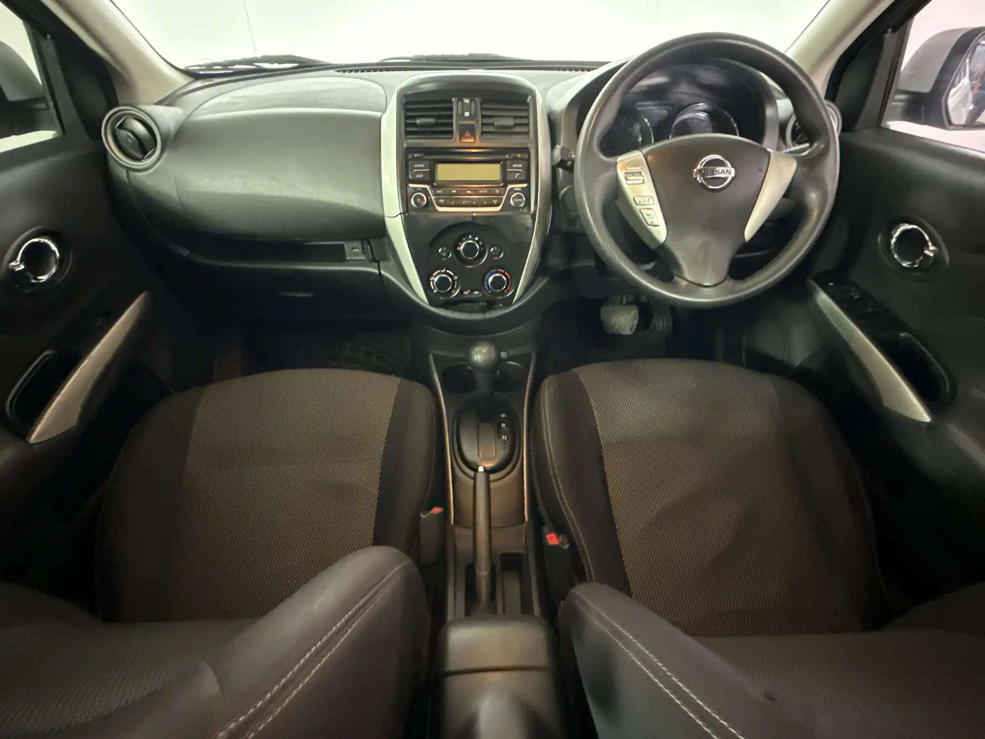 Nissan Almera
