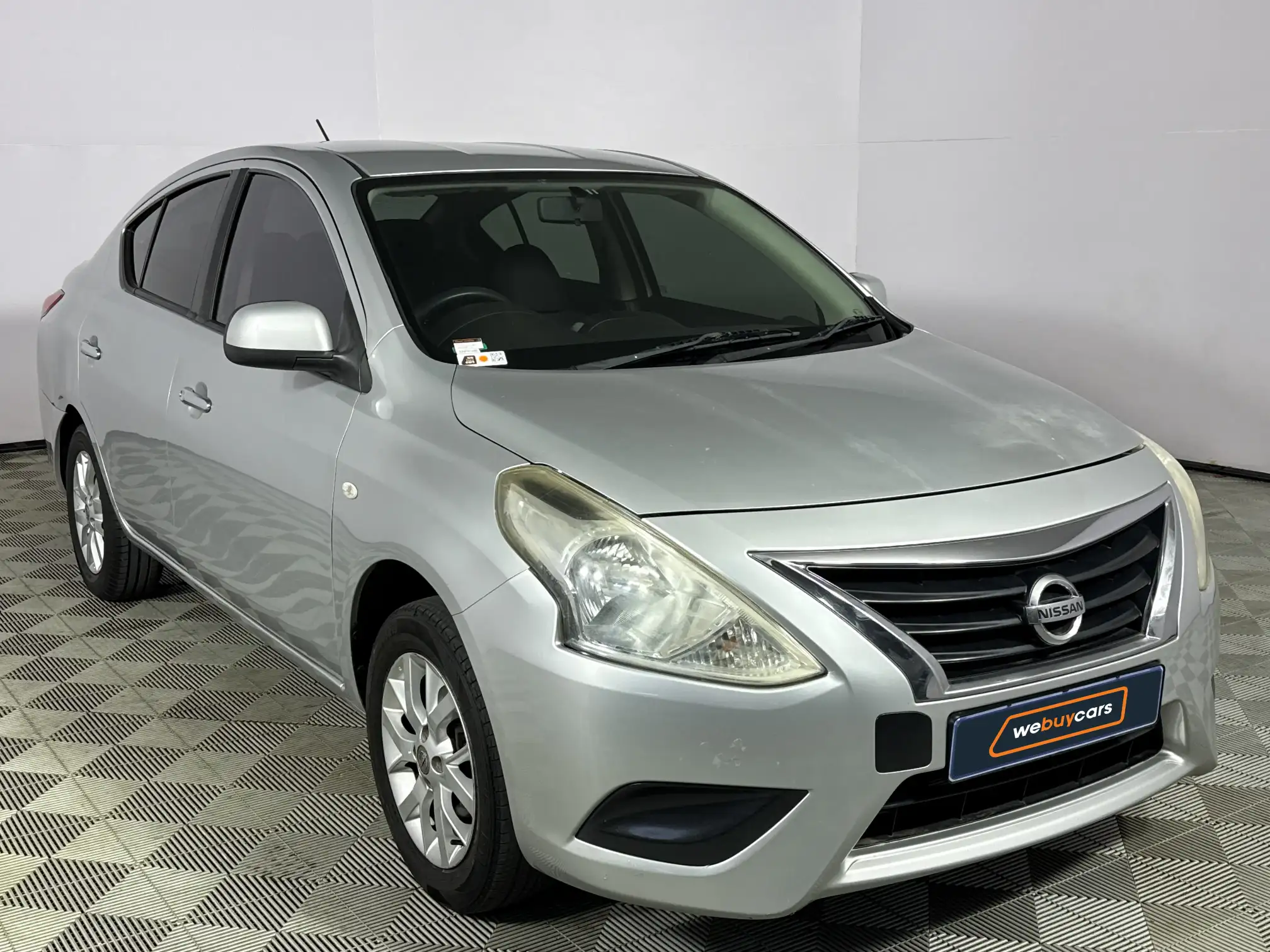 Nissan Almera