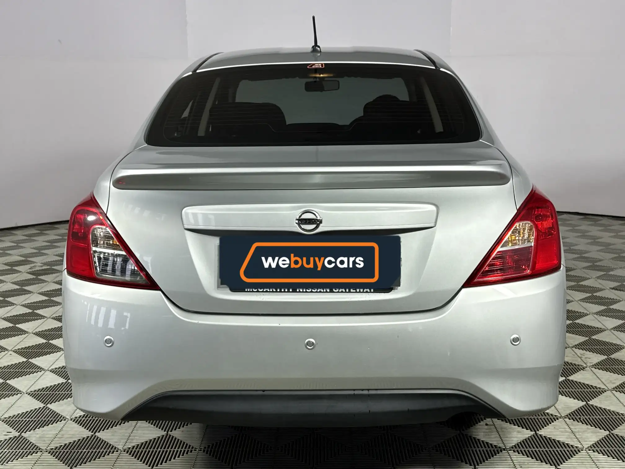Nissan Almera