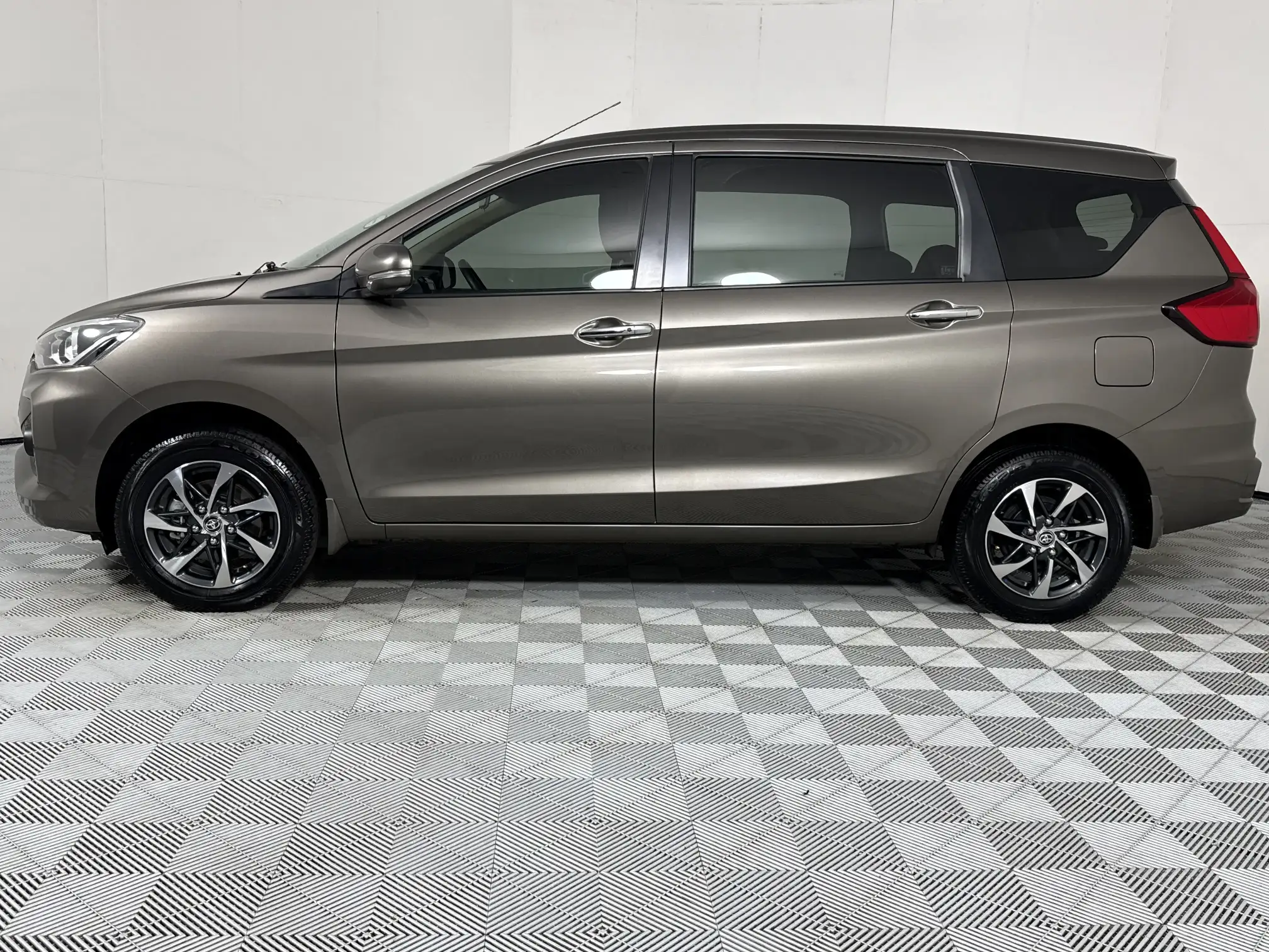 Toyota Rumion