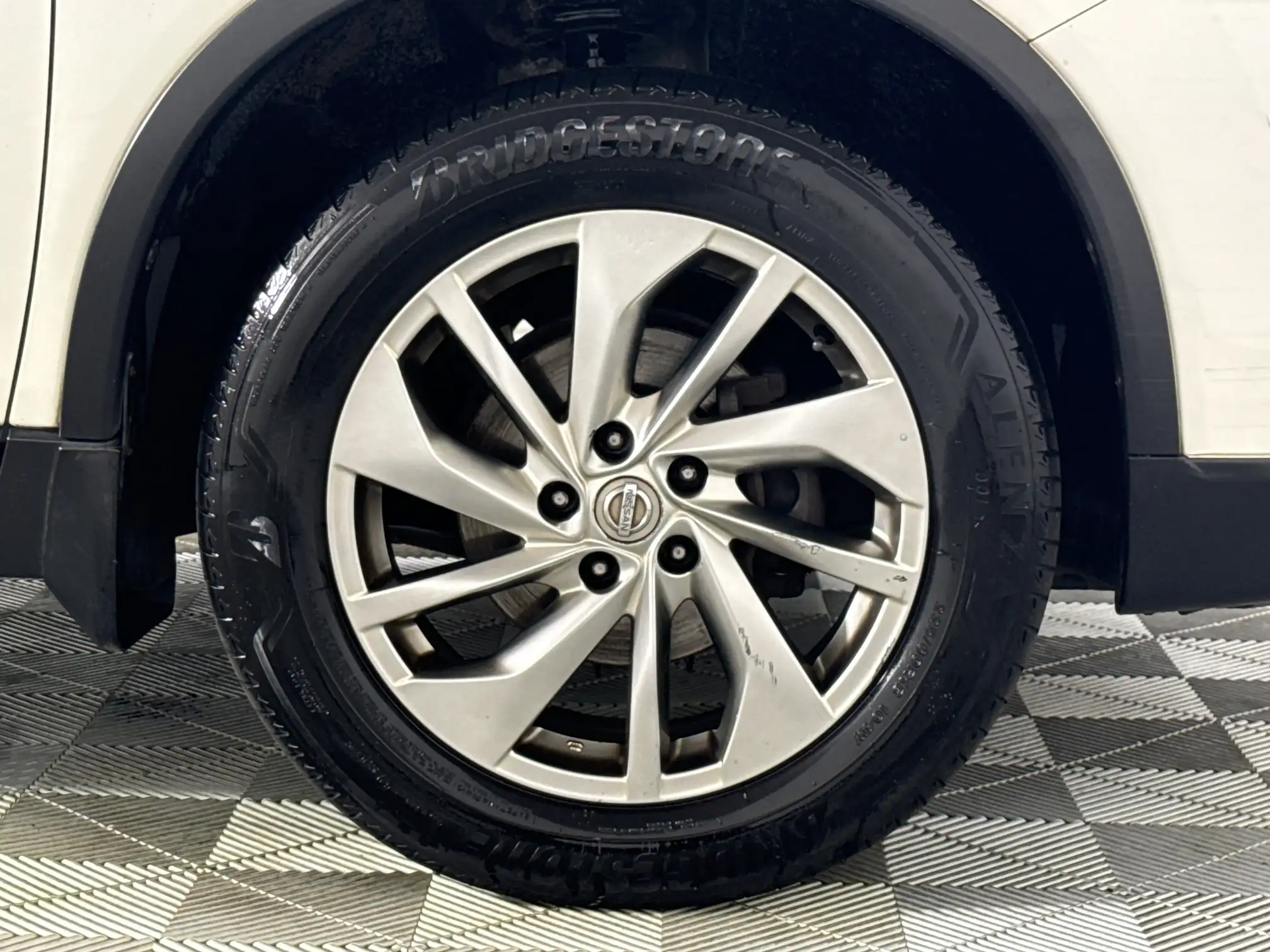 Nissan X Trail