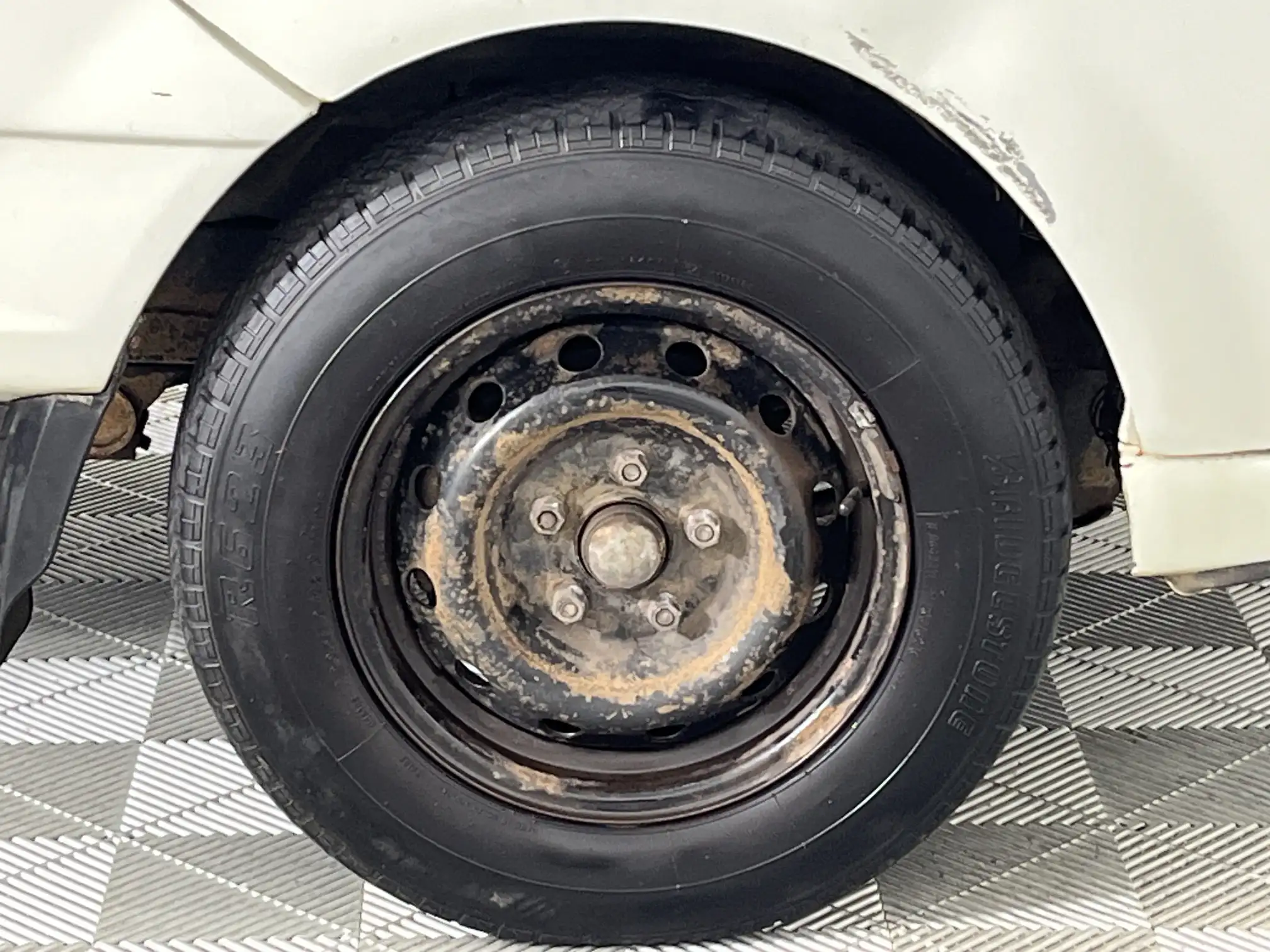 Hyundai H100