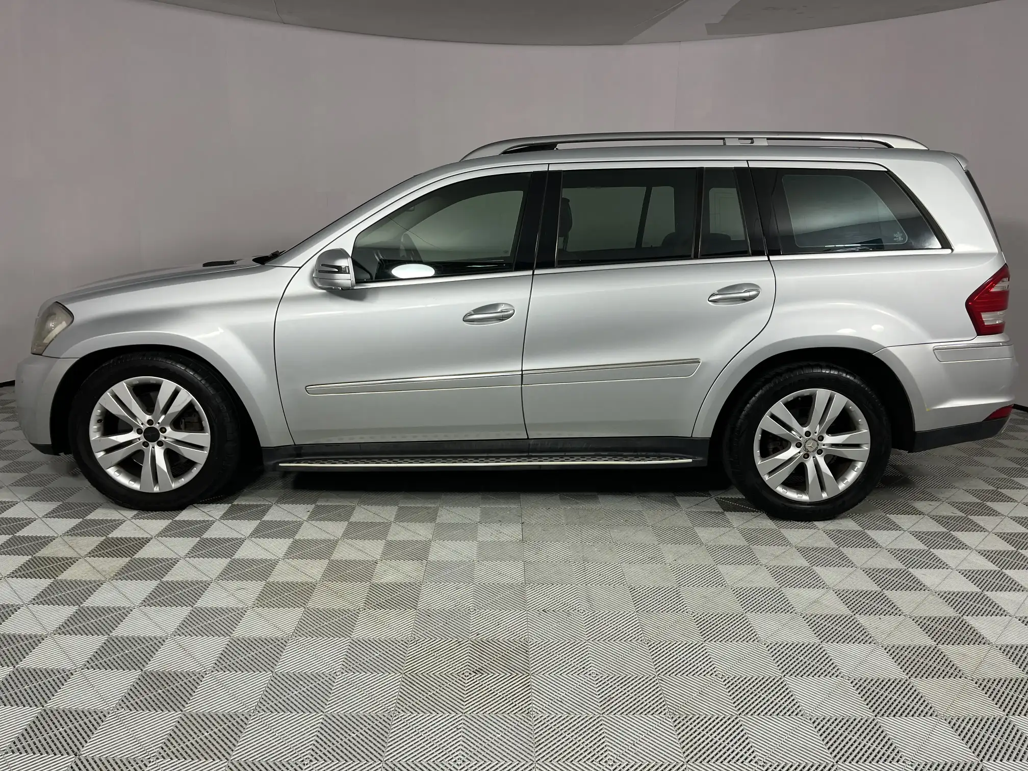 Mercedes-Benz GL Class