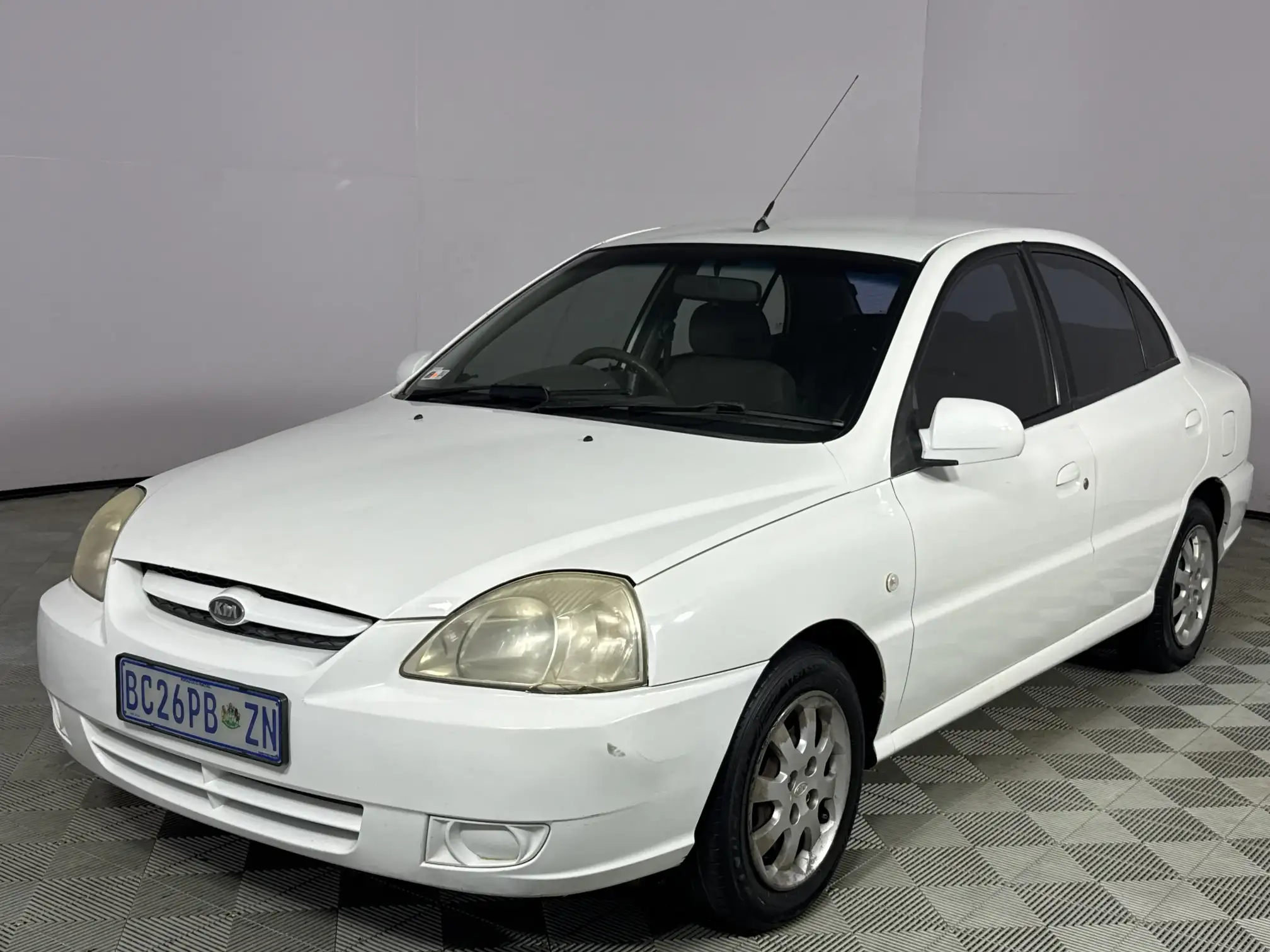 2004 KIA RIO