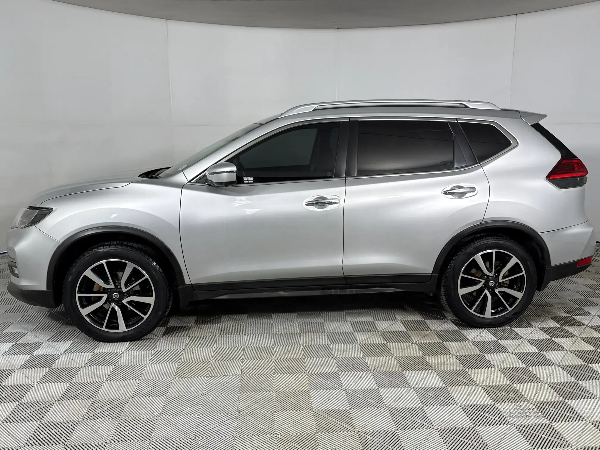 Nissan X Trail
